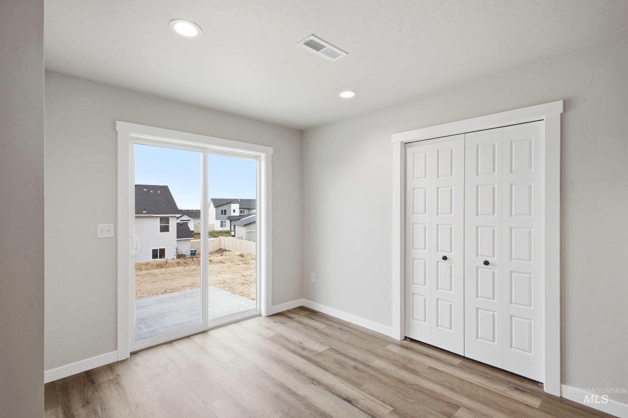 4262 E Rincon Dr, Meridian, Idaho 83642, 5 Bedrooms, 3 Bathrooms, Residential For Sale, Price $639,990,MLS 98986278