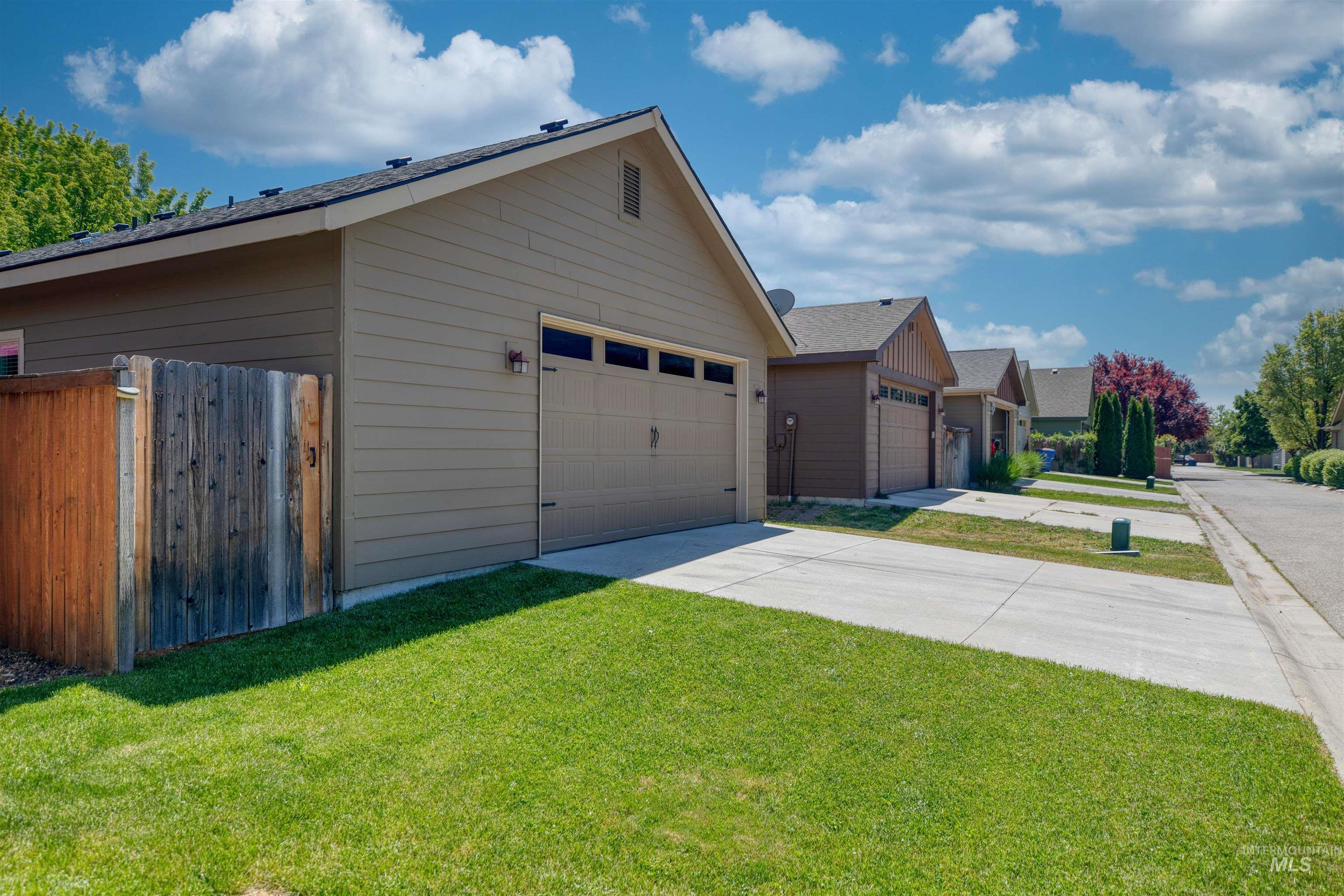 5995 S Pearl Jensen Ave, Boise, Idaho 83709, 3 Bedrooms, 2 Bathrooms, Residential For Sale, Price $414,900, 98986279
