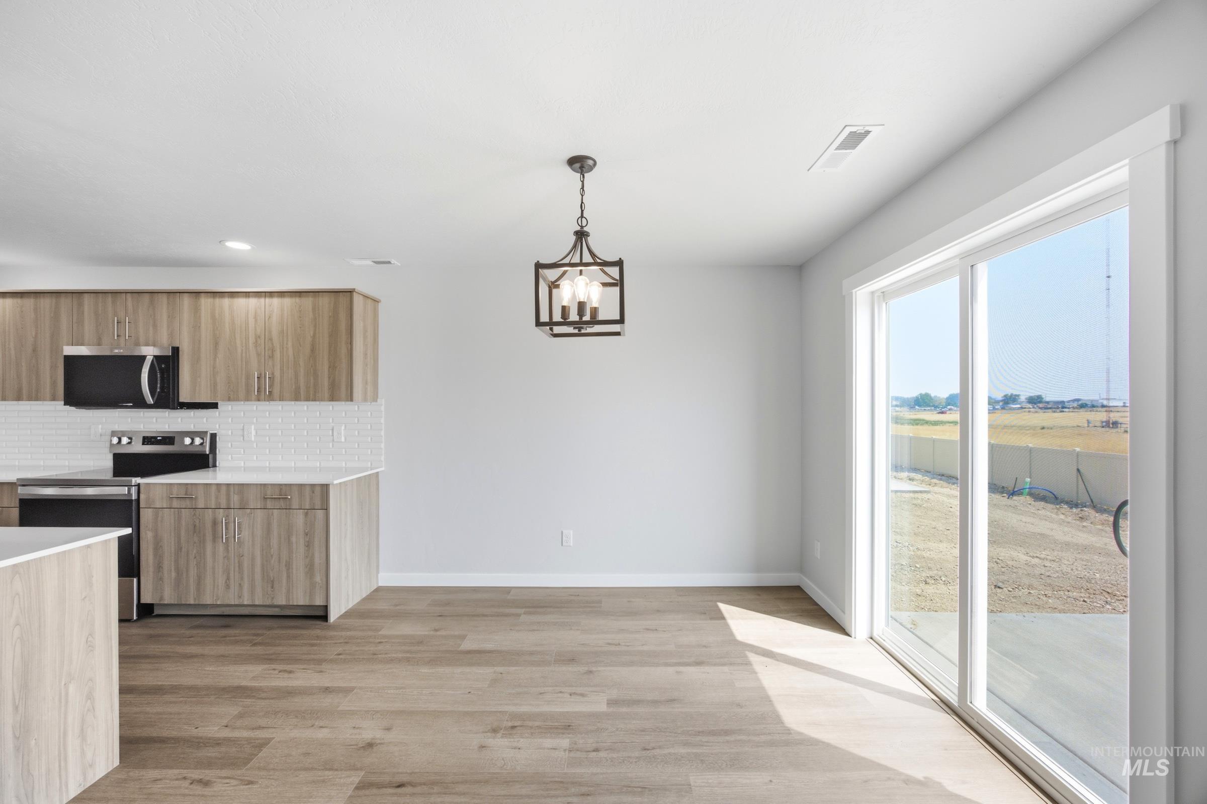 1539 W Braden Dr, Meridian, Idaho 83642, 3 Bedrooms, 2.5 Bathrooms, Residential For Sale, Price $465,990,MLS 98986281