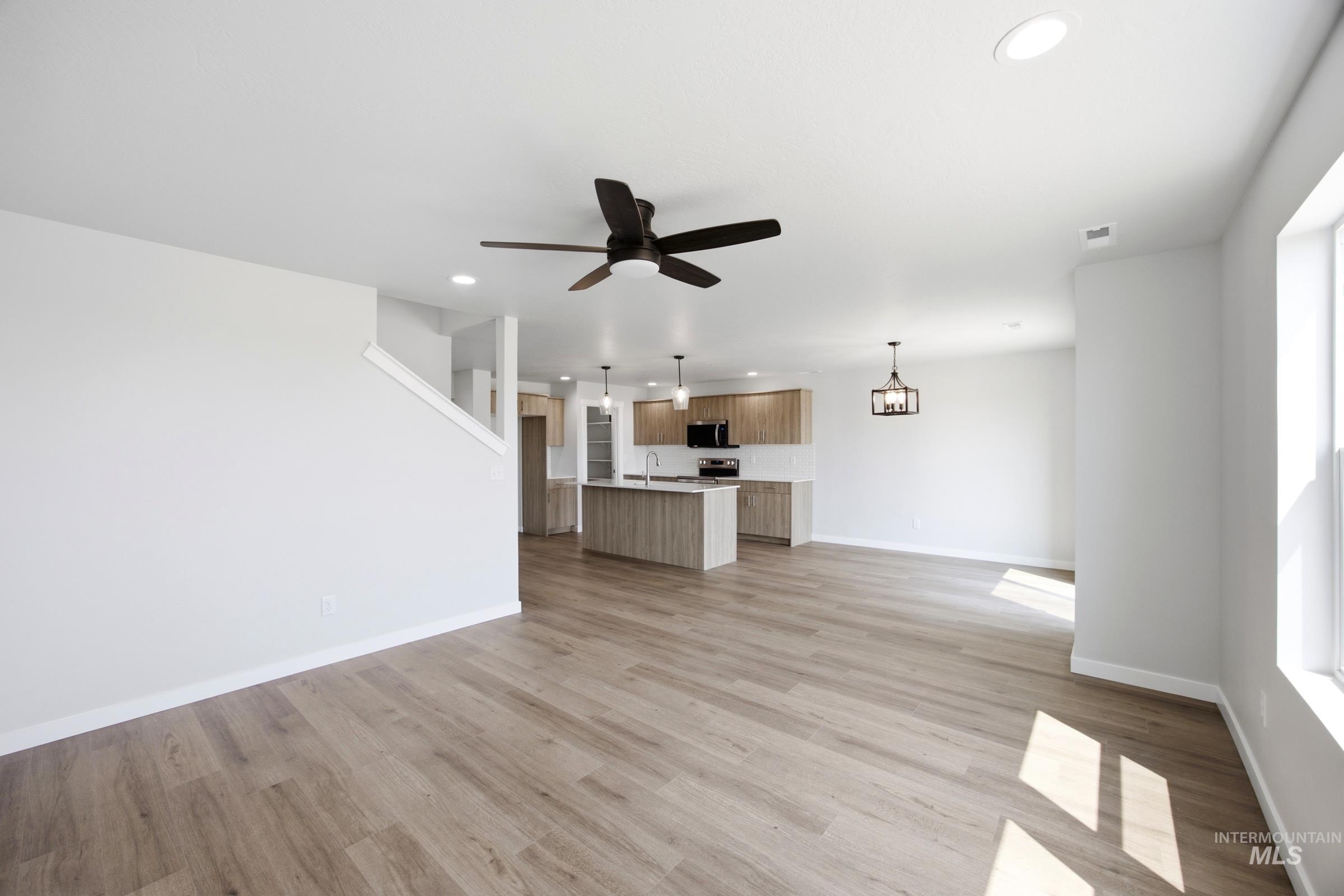 1539 W Braden Dr, Meridian, Idaho 83642, 3 Bedrooms, 2.5 Bathrooms, Residential For Sale, Price $465,990,MLS 98986281