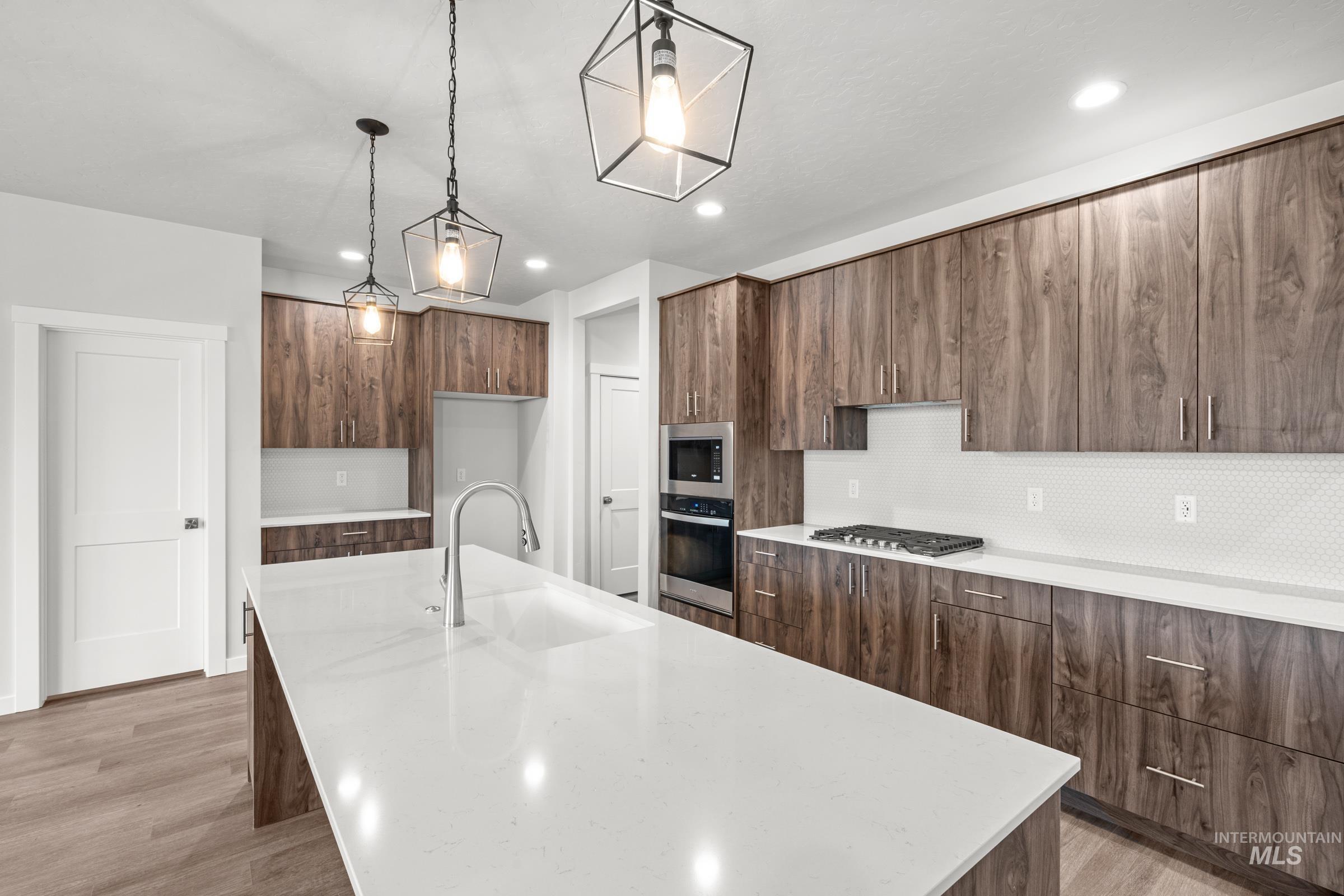 1064 W Cub River Dr, Meridian, Idaho 83642, 4 Bedrooms, 3.5 Bathrooms, Residential For Sale, Price $689,990,MLS 98986286