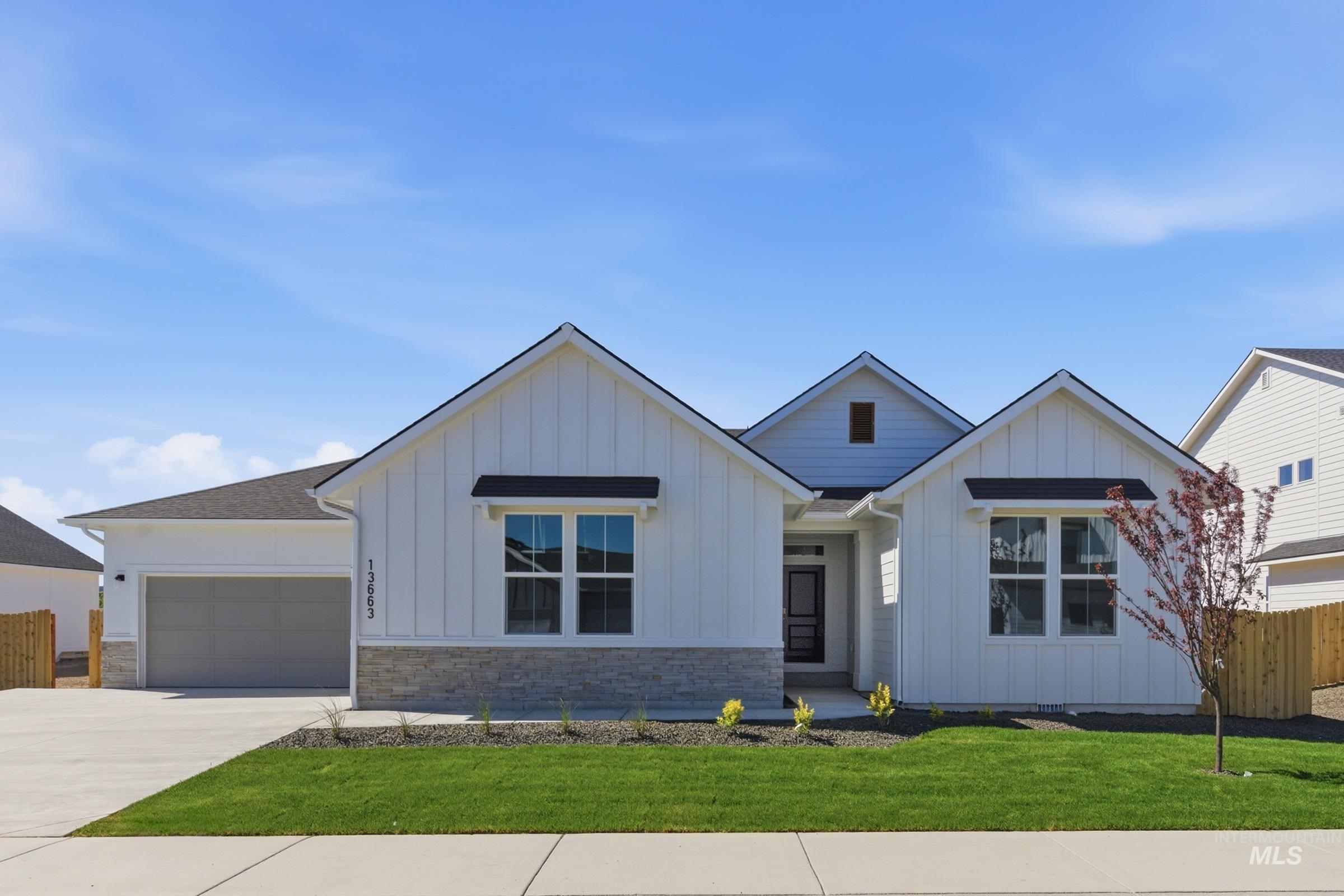 13663 Redway Ct, Caldwell, Idaho 83607, 4 Bedrooms, 2.5 Bathrooms, Residential For Sale, Price $539,990,MLS 98986288