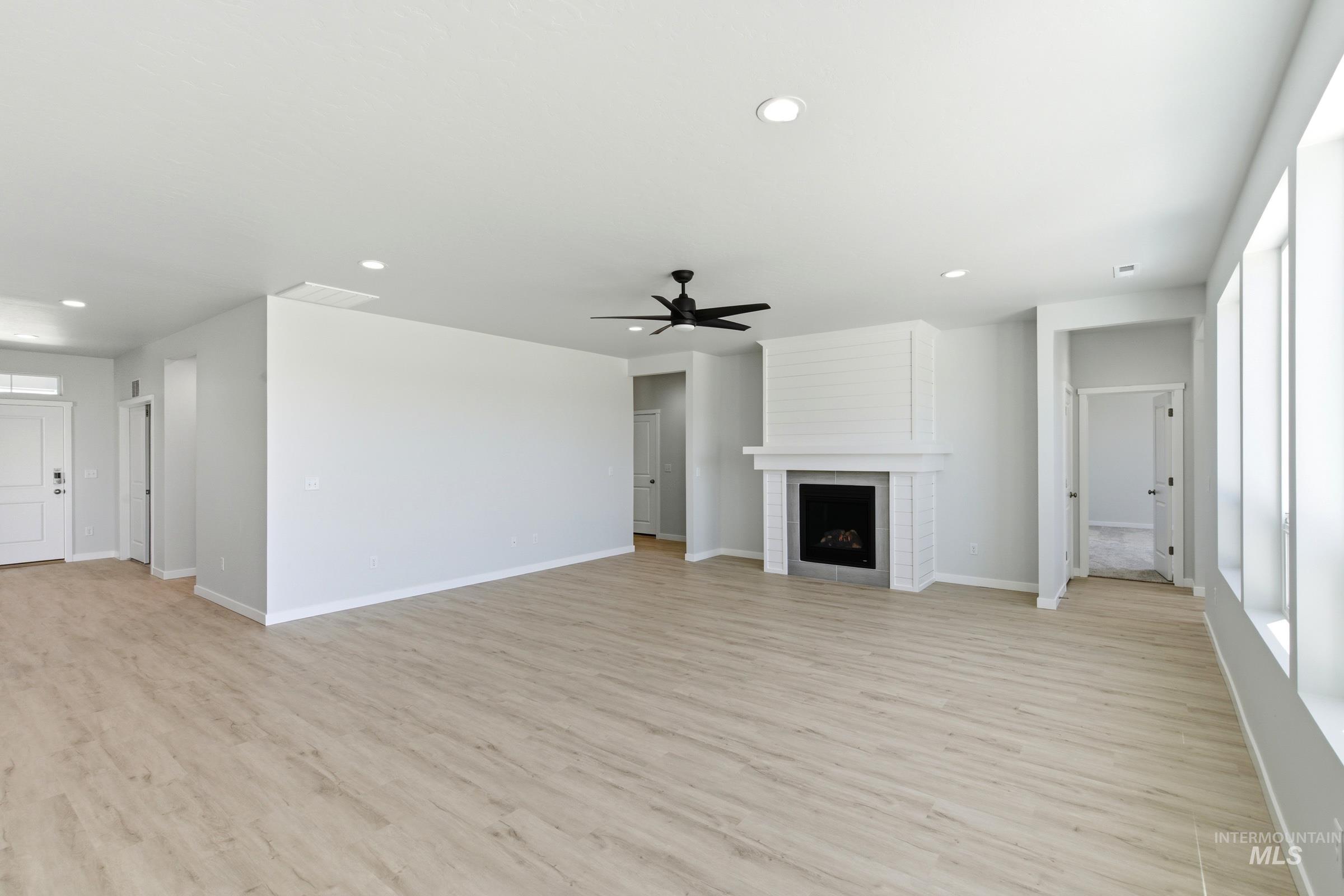 13663 Redway Ct, Caldwell, Idaho 83607, 4 Bedrooms, 2.5 Bathrooms, Residential For Sale, Price $539,990,MLS 98986288