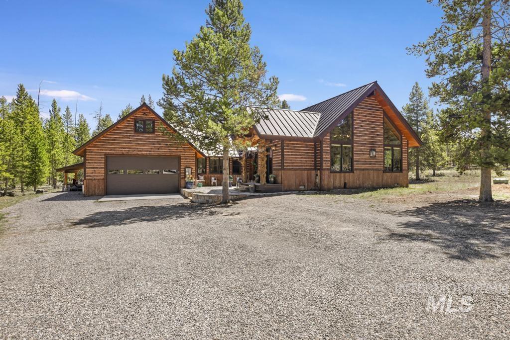 65 Goat Creek Way, Stanley, Idaho 83278, 2 Bedrooms, 3 Bathrooms, Residential For Sale, Price $1,990,000, 98986291