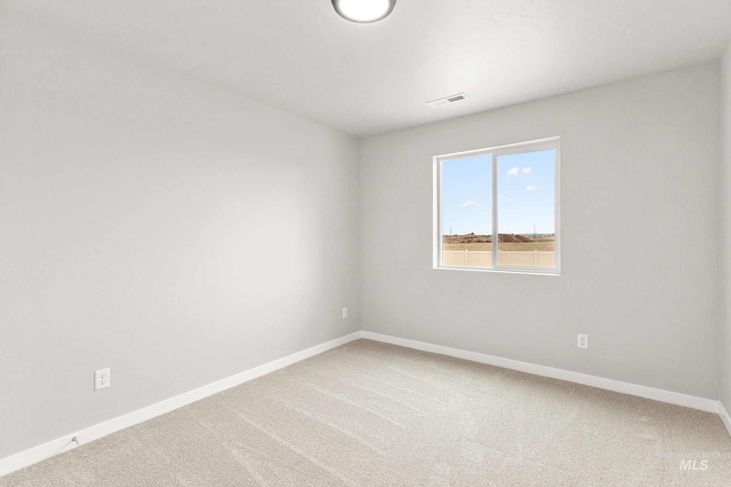 925 E Crab Springs St, Nampa, Idaho 83686, 5 Bedrooms, 2.5 Bathrooms, Residential For Sale, Price $589,990,MLS 98986292
