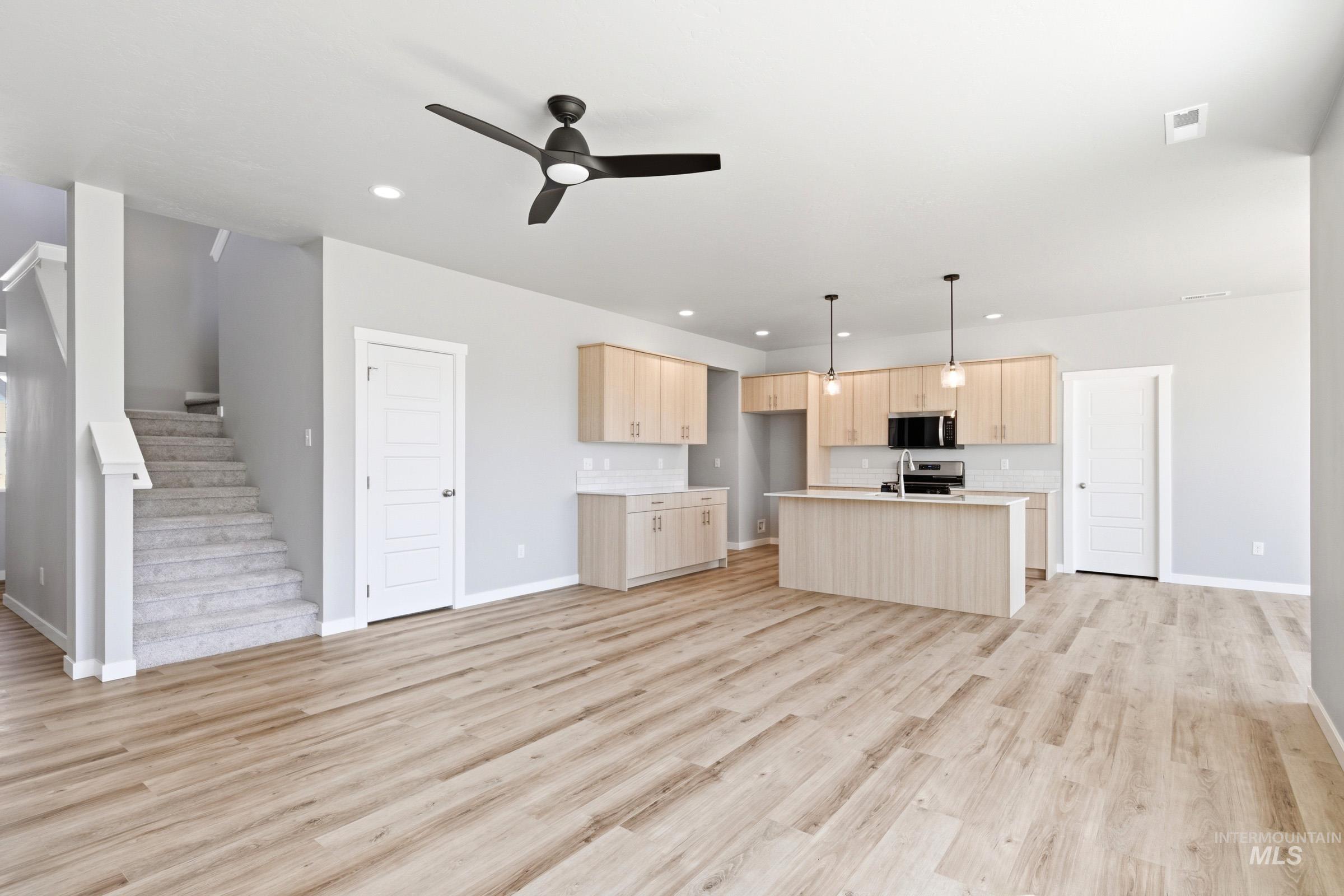 5328 S Danforth Ave, Nampa, Idaho 83686, 5 Bedrooms, 2.5 Bathrooms, Residential For Sale, Price $599,990,MLS 98986293