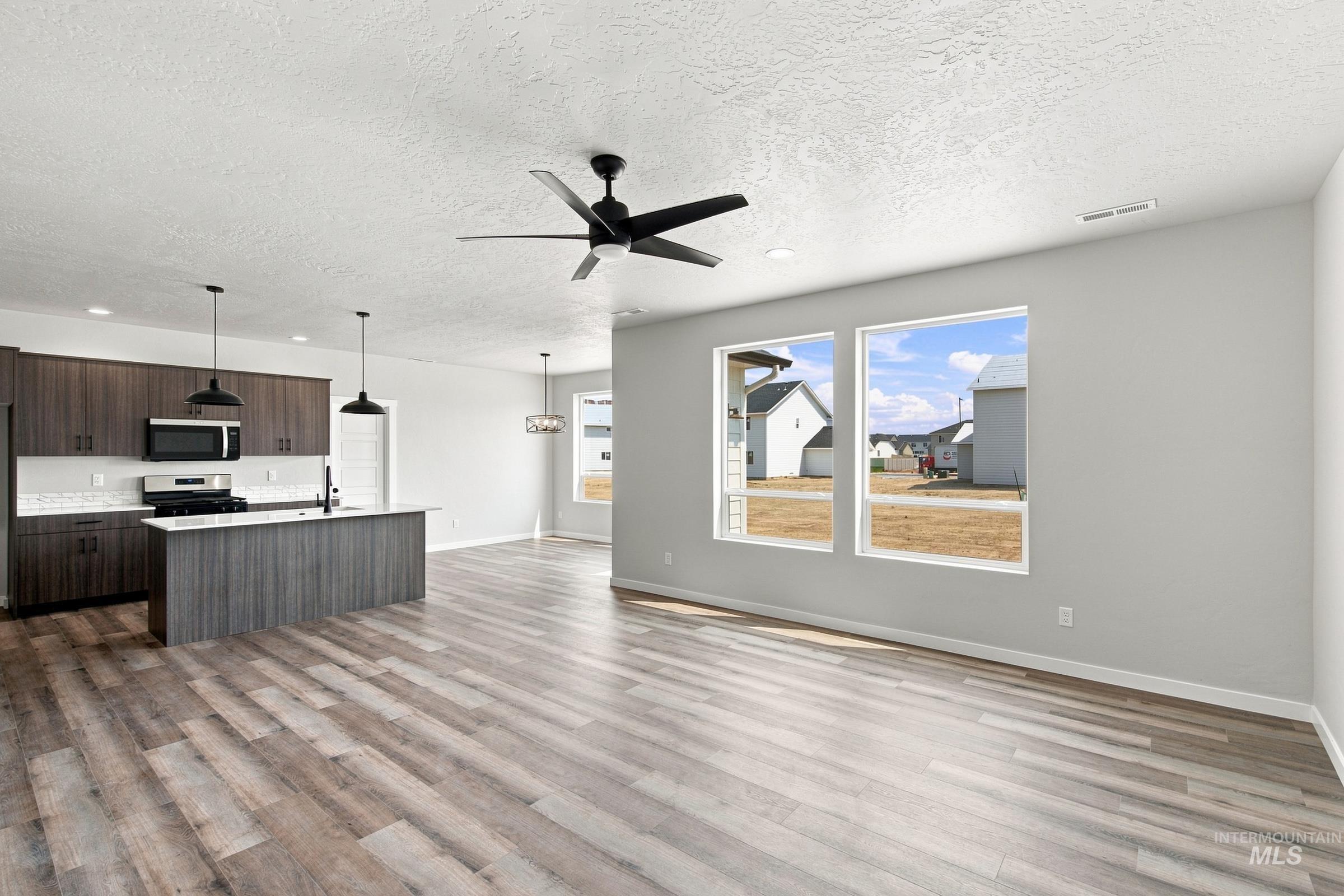 5328 S Danforth Ave, Nampa, Idaho 83686, 5 Bedrooms, 2.5 Bathrooms, Residential For Sale, Price $599,990,MLS 98986293