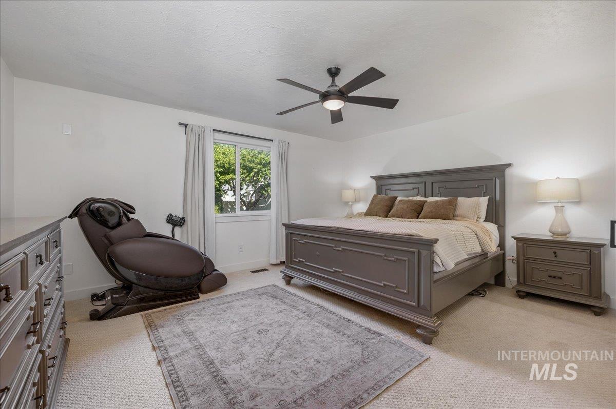 1384 E Palermo St, Meridian, Idaho 83642, 4 Bedrooms, 2.5 Bathrooms, Residential For Sale, Price $499,900,MLS 98986296