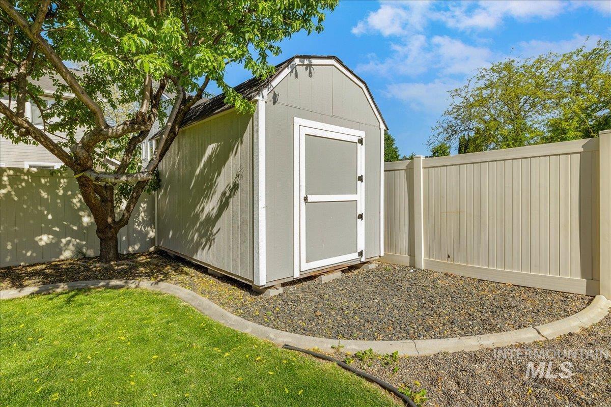 1384 E Palermo St, Meridian, Idaho 83642, 4 Bedrooms, 2.5 Bathrooms, Residential For Sale, Price $499,900,MLS 98986296