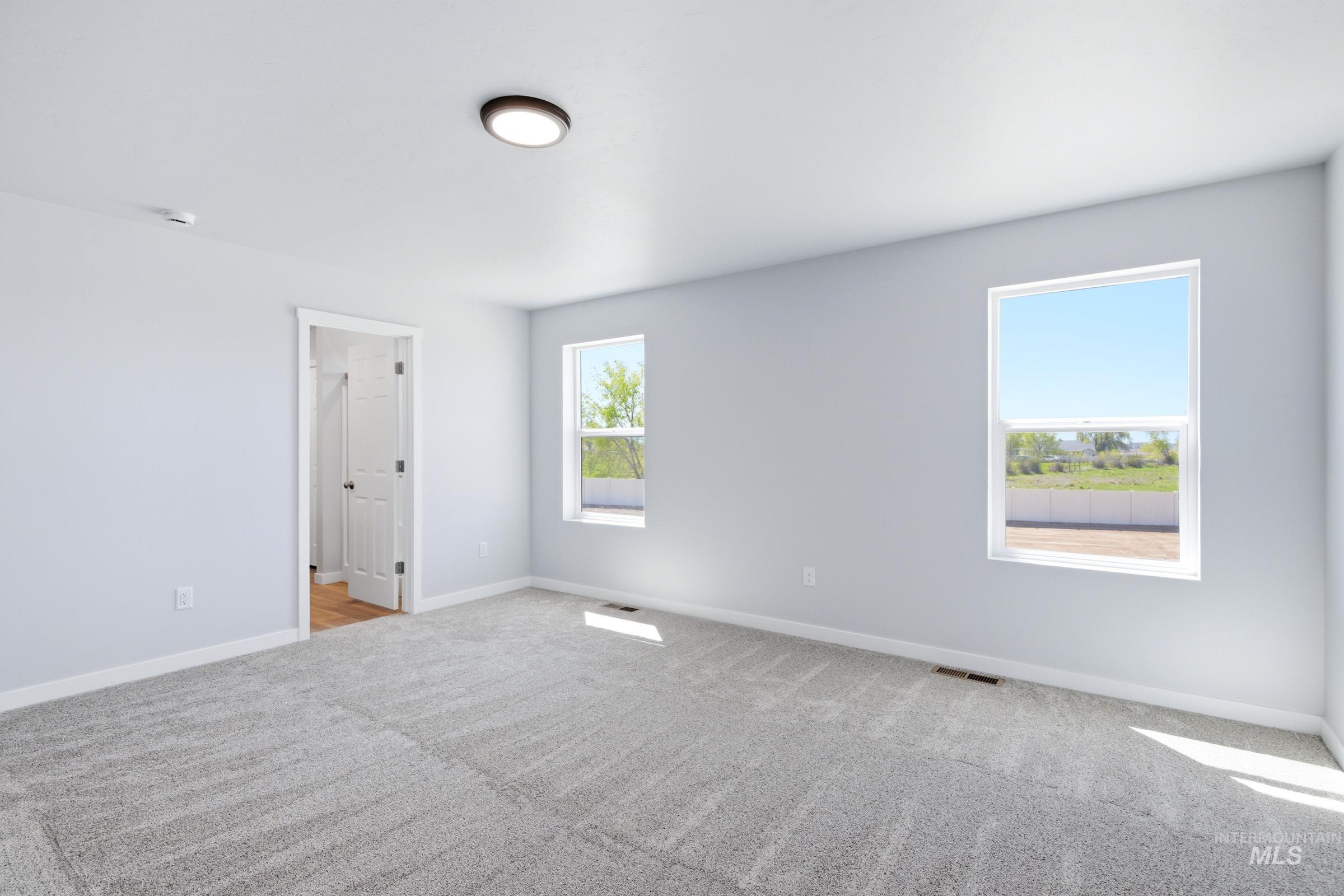 3570 E Jamestown Dr, Nampa, Idaho 83686, 5 Bedrooms, 3 Bathrooms, Residential For Sale, Price $494,990,MLS 98986297