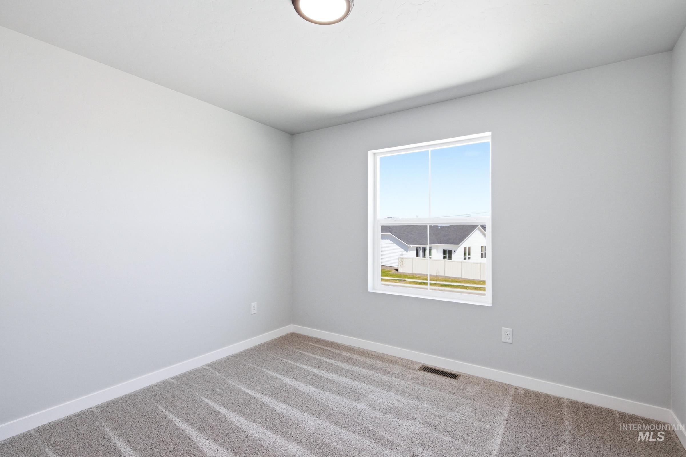 3570 E Jamestown Dr, Nampa, Idaho 83686, 5 Bedrooms, 3 Bathrooms, Residential For Sale, Price $494,990,MLS 98986297