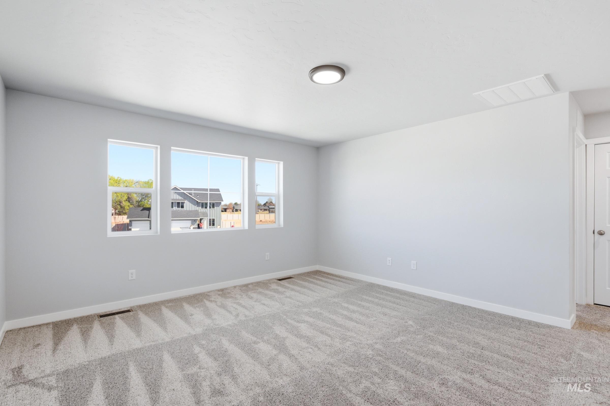3570 E Jamestown Dr, Nampa, Idaho 83686, 5 Bedrooms, 3 Bathrooms, Residential For Sale, Price $494,990,MLS 98986297