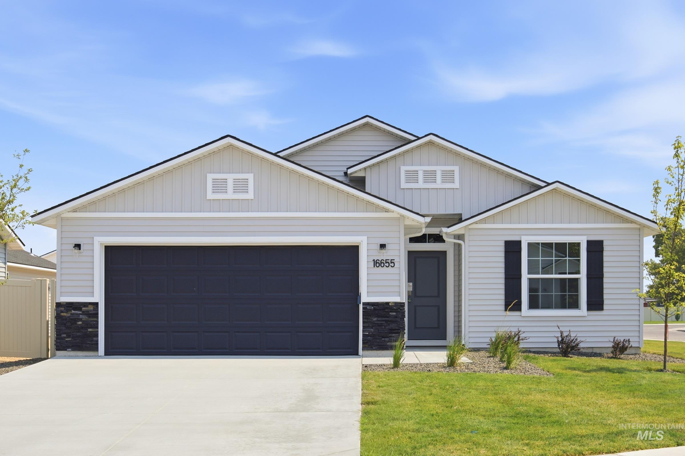 16655 N Shorthorn Lp, Nampa, Idaho 83651, 3 Bedrooms, 2 Bathrooms, Residential For Sale, Price $419,990,MLS 98986299