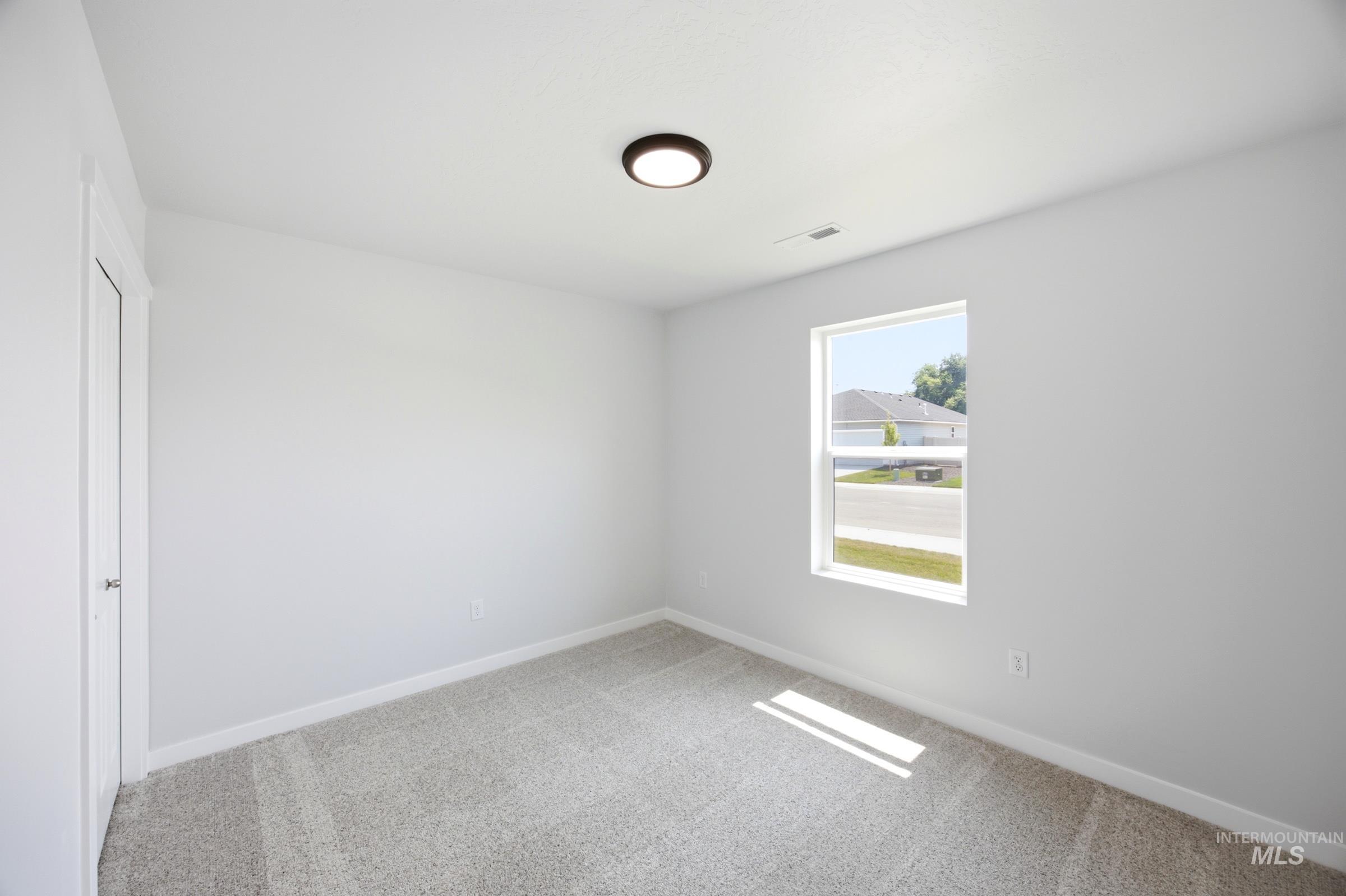 16655 N Shorthorn Lp, Nampa, Idaho 83651, 3 Bedrooms, 2 Bathrooms, Residential For Sale, Price $419,990,MLS 98986299