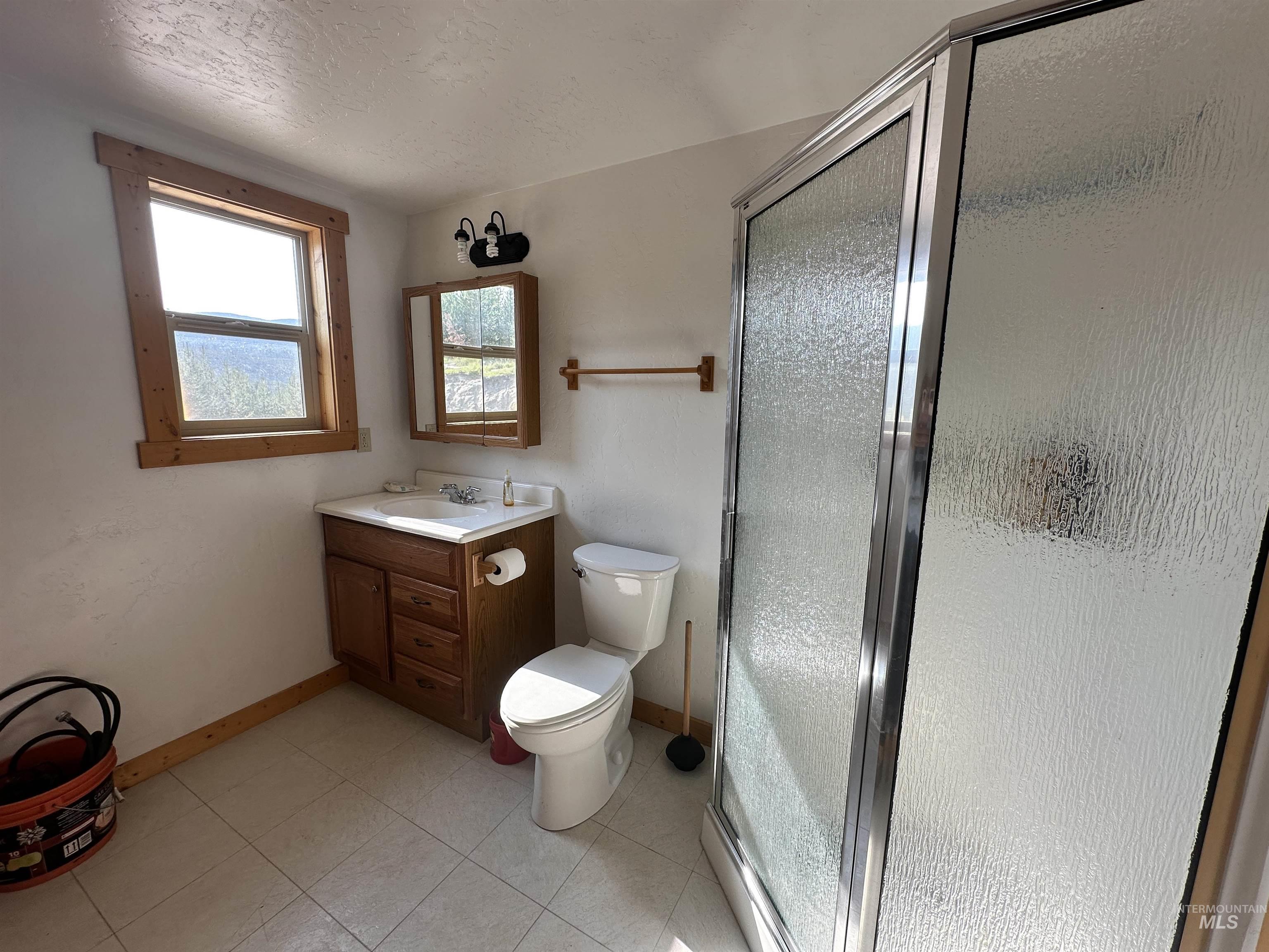 532 Warren Creek Road, Warren, Idaho 83671, 2 Bedrooms, 2 Bathrooms, Residential For Sale, Price $415,000,MLS 98986300