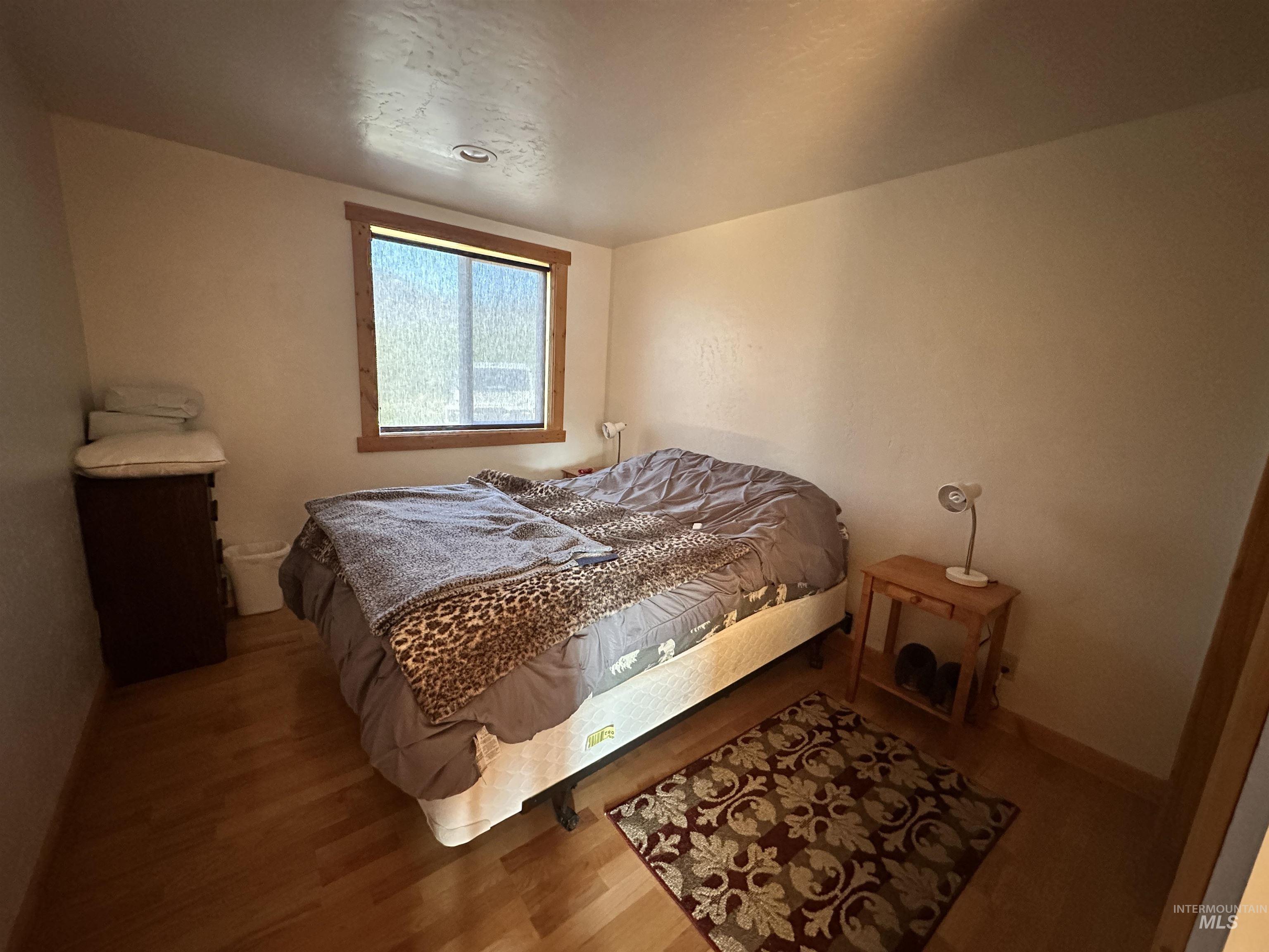 532 Warren Creek Road, Warren, Idaho 83671, 2 Bedrooms, 2 Bathrooms, Residential For Sale, Price $415,000,MLS 98986300