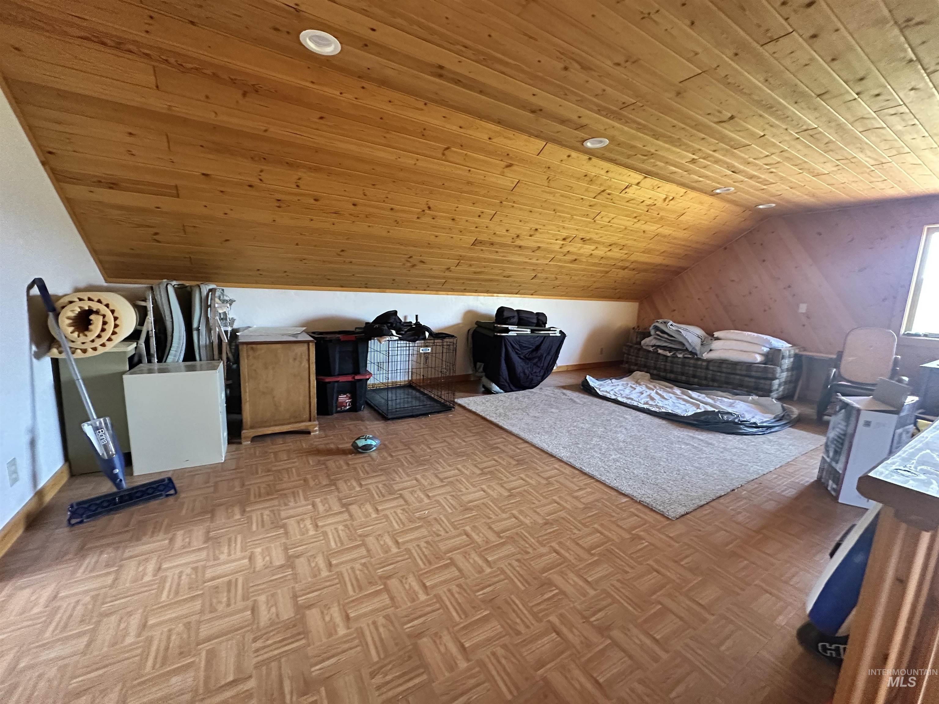 532 Warren Creek Road, Warren, Idaho 83671, 2 Bedrooms, 2 Bathrooms, Residential For Sale, Price $415,000,MLS 98986300
