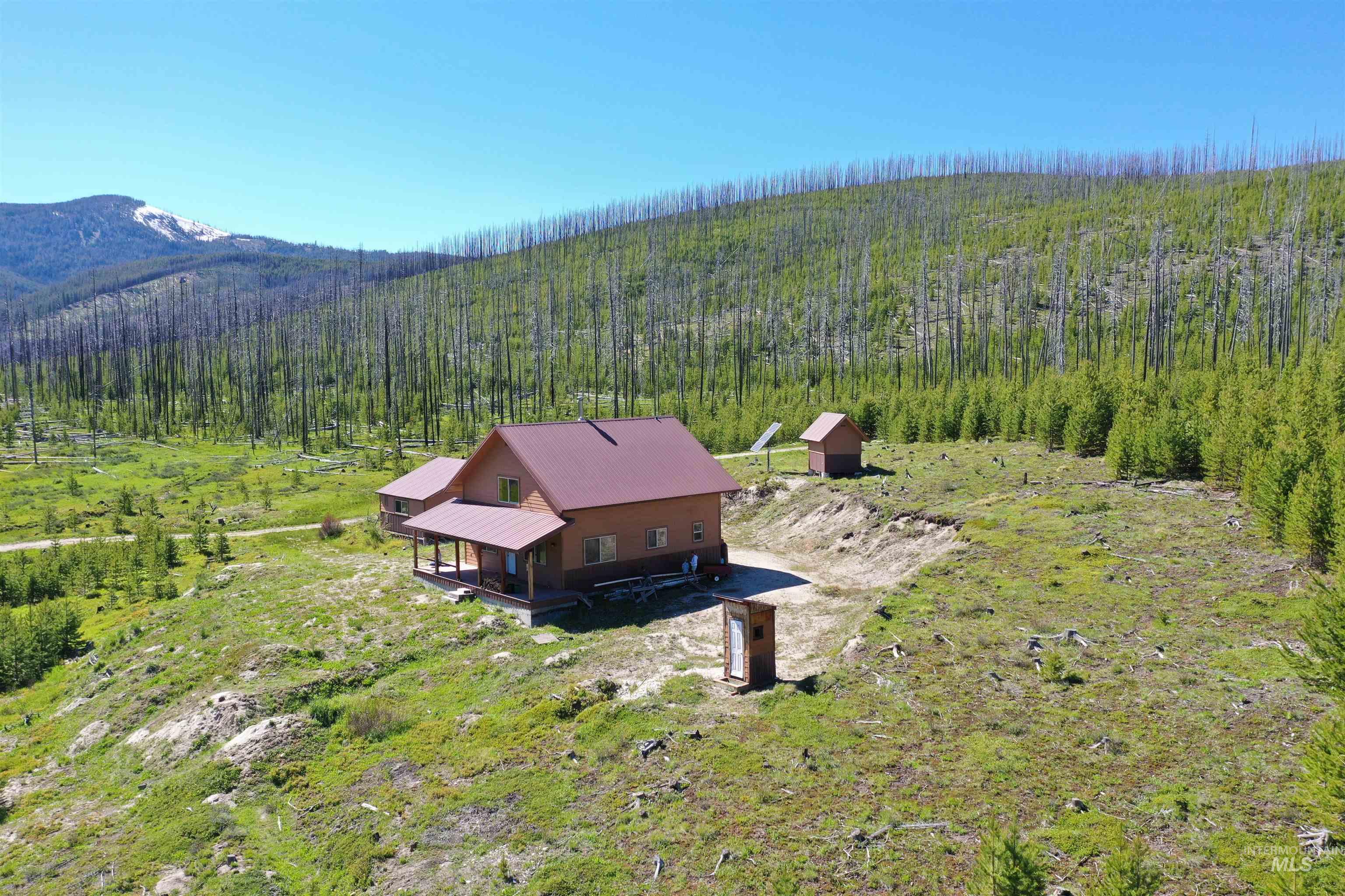 532 Warren Creek Road, Warren, Idaho 83671, 2 Bedrooms, 2 Bathrooms, Residential For Sale, Price $415,000,MLS 98986300