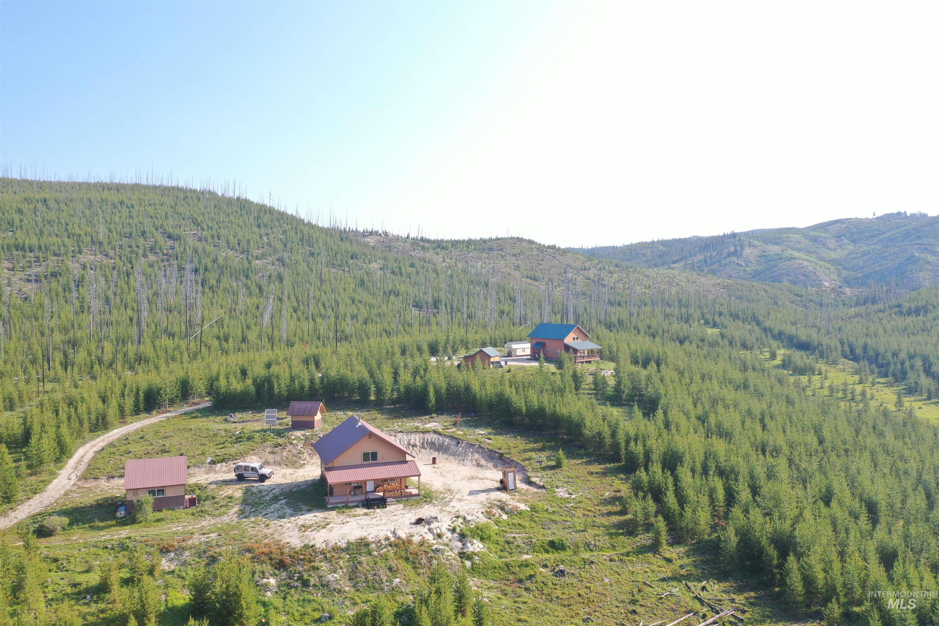 532 Warren Creek Road, Warren, Idaho 83671, 2 Bedrooms, 2 Bathrooms, Residential For Sale, Price $415,000,MLS 98986300