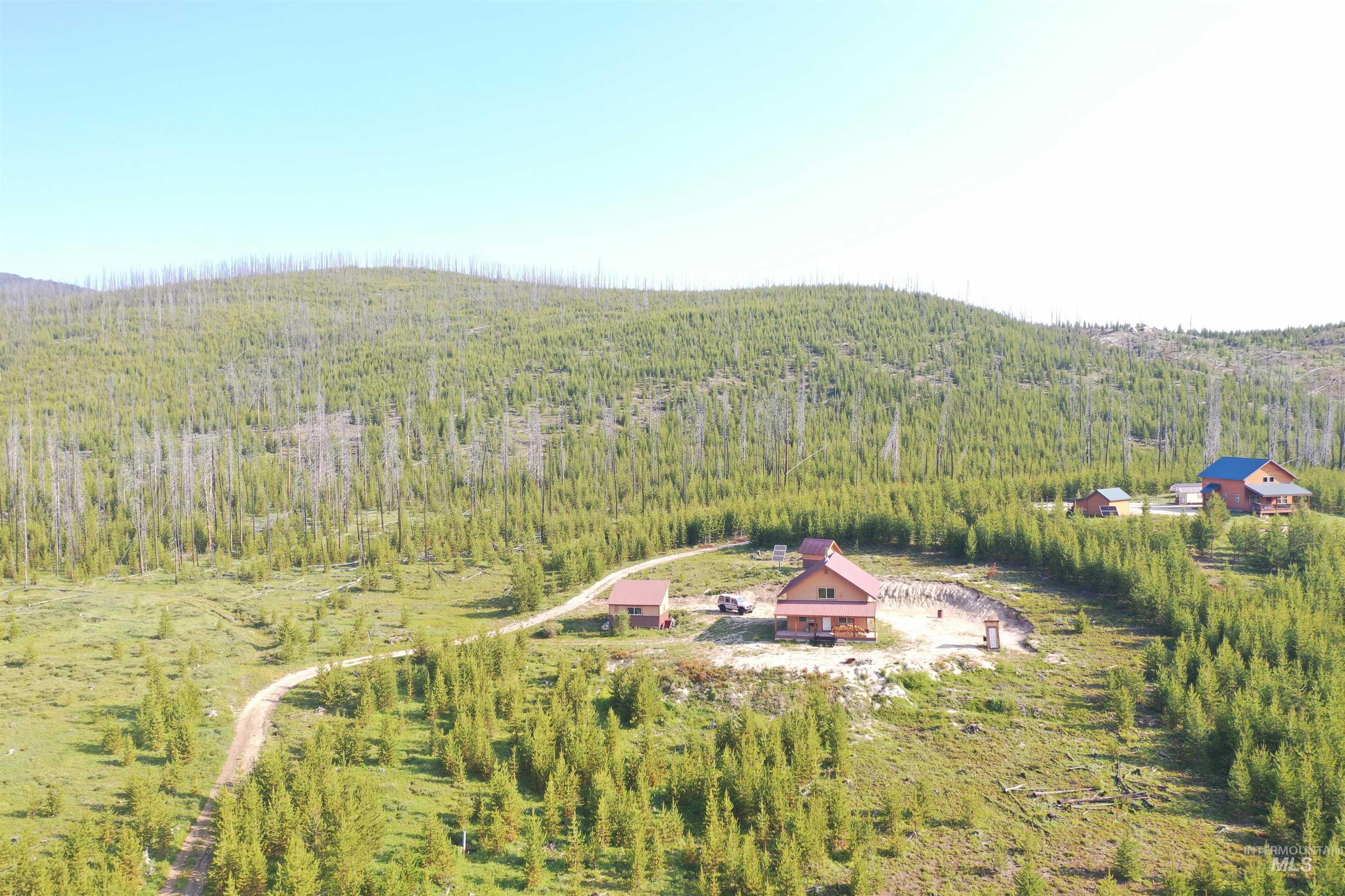 532 Warren Creek Road, Warren, Idaho 83671, 2 Bedrooms, 2 Bathrooms, Residential For Sale, Price $415,000,MLS 98986300