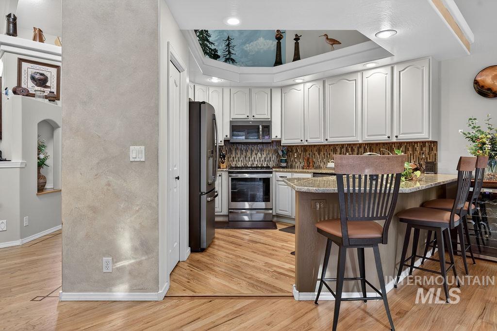 2126 S Weimaraner Way, Meridian, Idaho 83642-4610, 4 Bedrooms, 2 Bathrooms, Residential For Sale, Price $619,000, 98986304