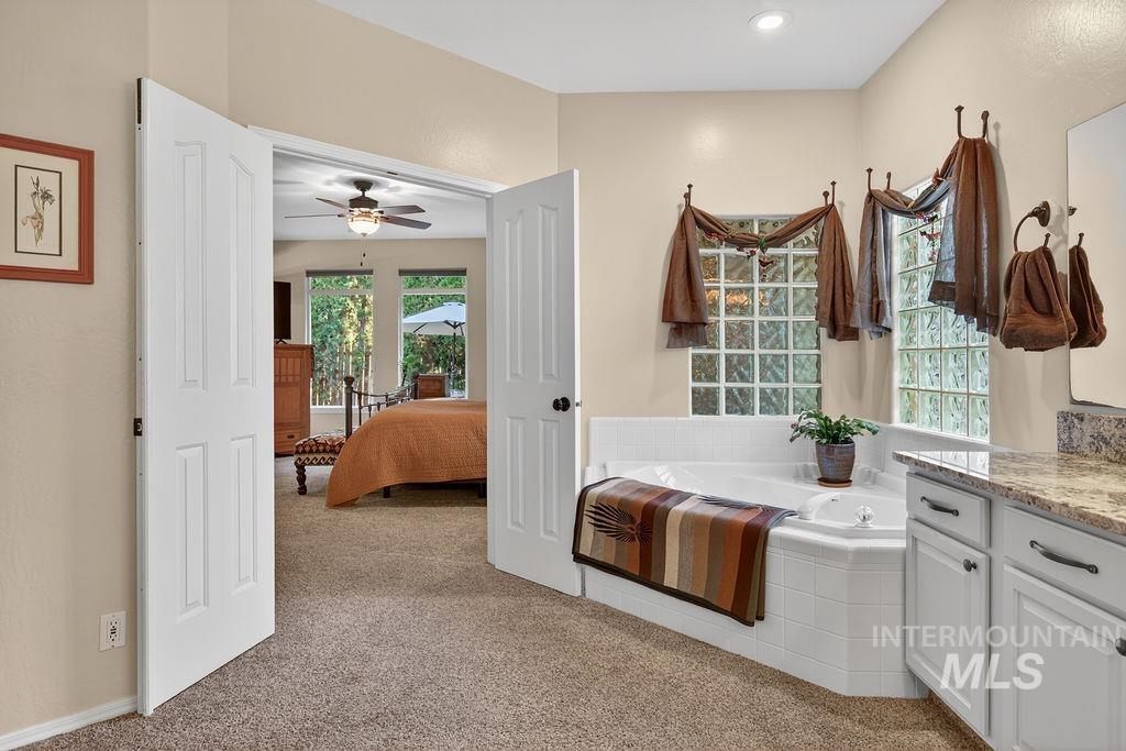2126 S Weimaraner Way, Meridian, Idaho 83642-4610, 4 Bedrooms, 2 Bathrooms, Residential For Sale, Price $619,000, 98986304