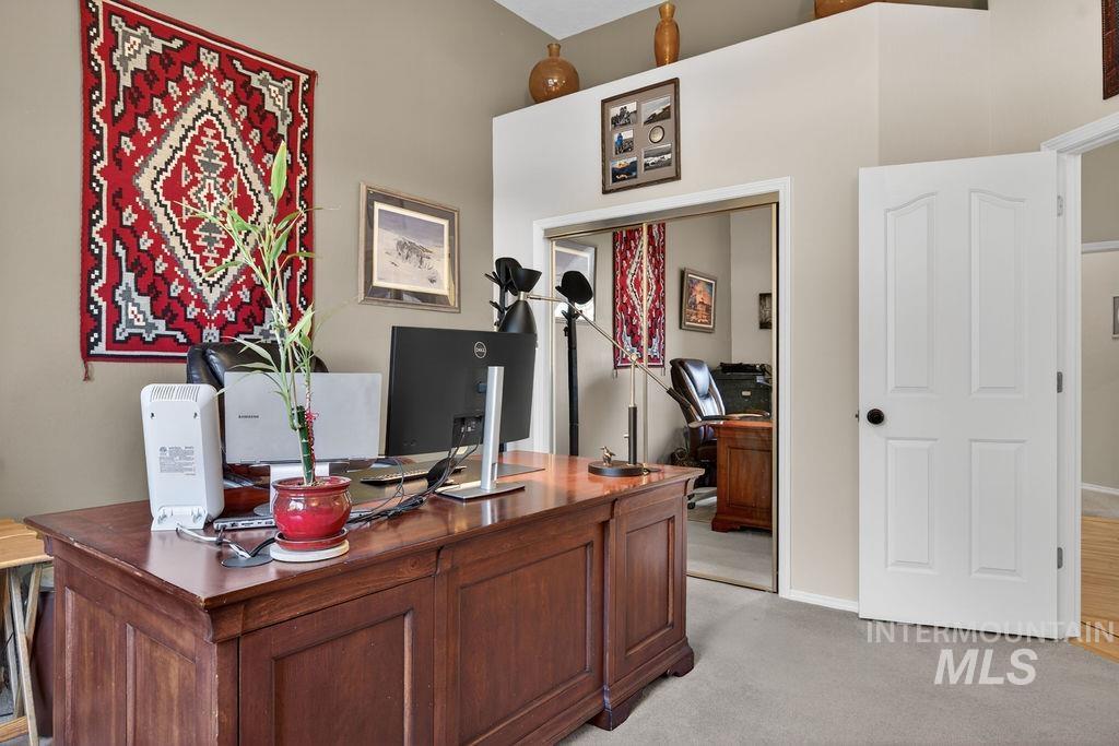 2126 S Weimaraner Way, Meridian, Idaho 83642-4610, 4 Bedrooms, 2 Bathrooms, Residential For Sale, Price $619,000, 98986304