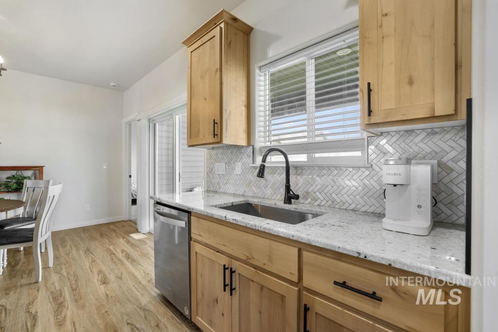 719 E Avenue J, Jerome, Idaho 83338-3264, 4 Bedrooms, 2 Bathrooms, Residential For Sale, Price $389,500,MLS 98986306