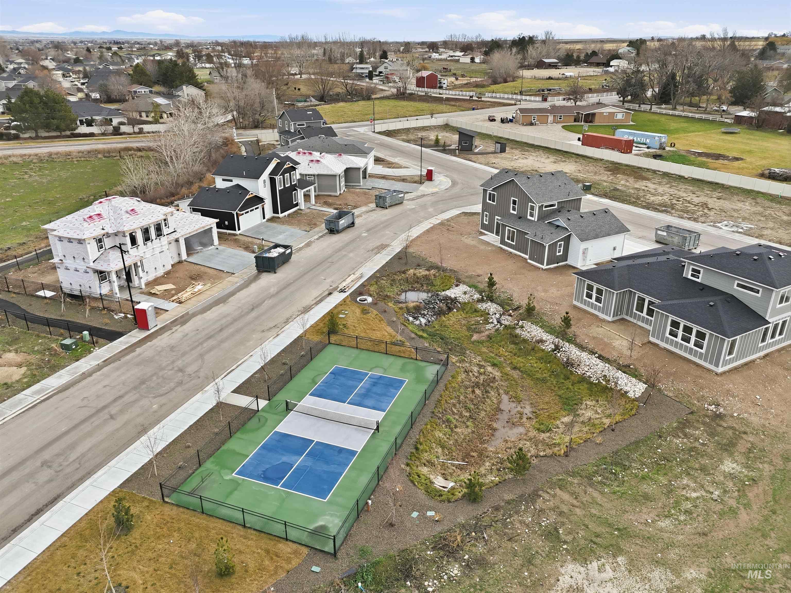 924 W Circinae St, Kuna, Idaho 83634, 3 Bedrooms, 2.5 Bathrooms, Residential For Sale, Price $609,900, 98986311