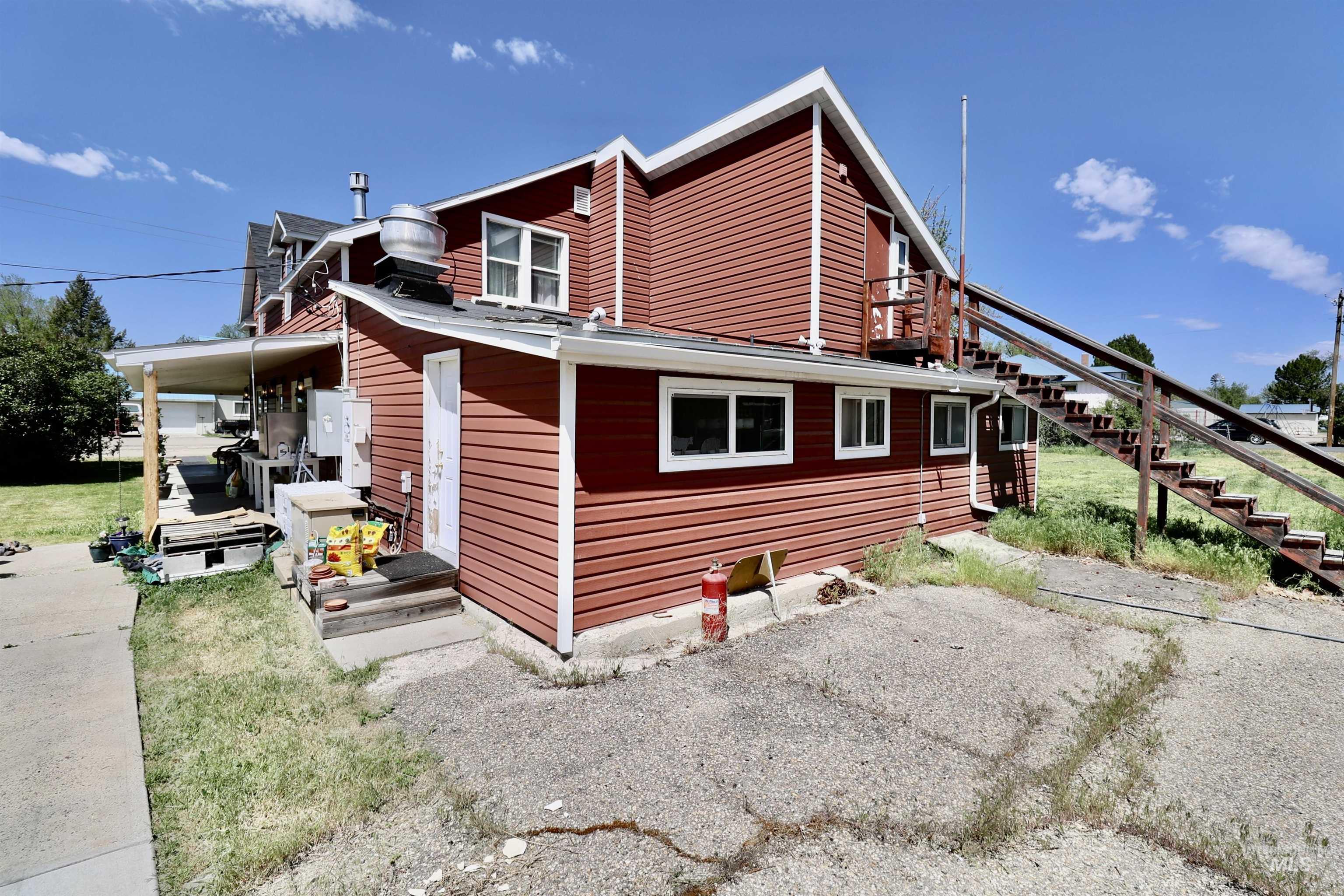 306 Wroten St, Jordan Valley, Oregon 97910, 5 Bedrooms, 3 Bathrooms, Residential For Sale, Price $454,000,MLS 98986313