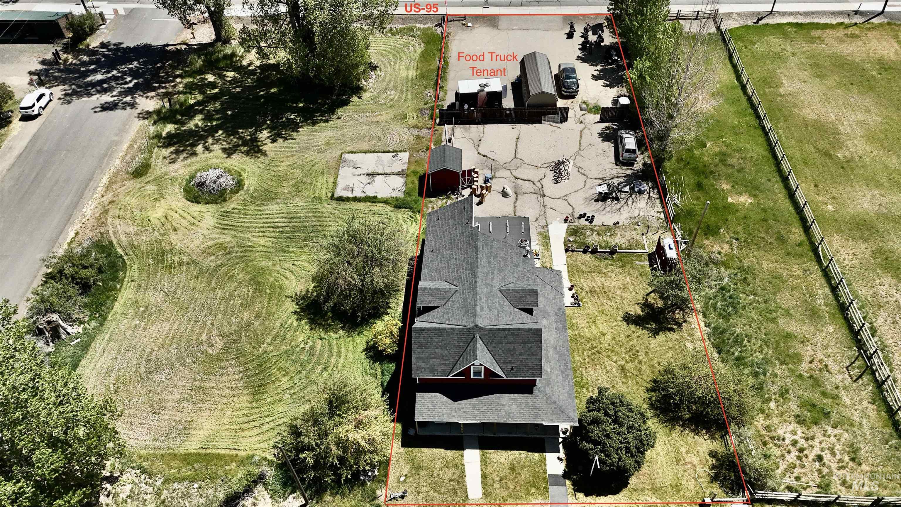 306 Wroten St, Jordan Valley, Oregon 97910, 5 Bedrooms, 3 Bathrooms, Residential For Sale, Price $454,000,MLS 98986313