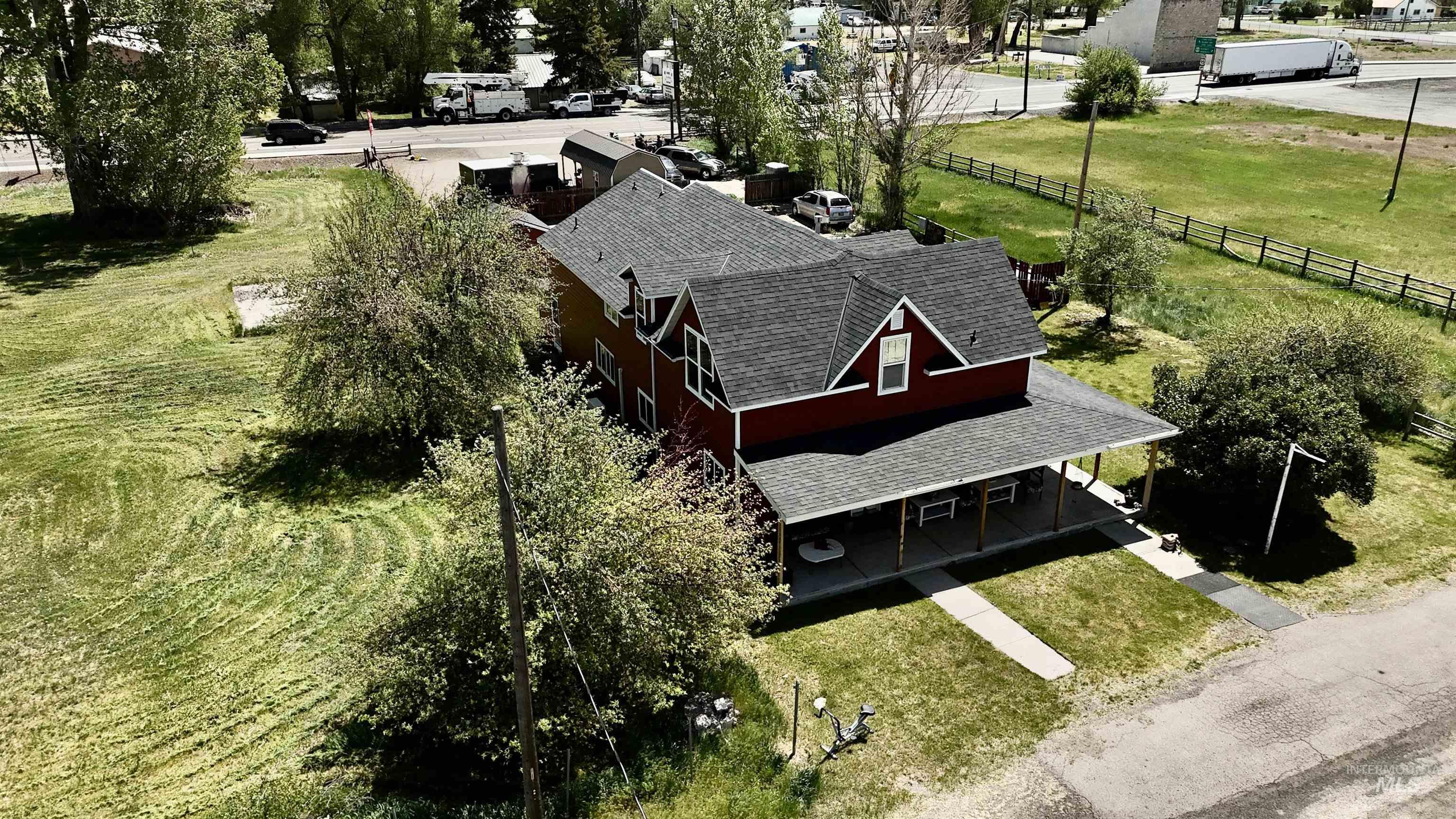 306 Wroten St, Jordan Valley, Oregon 97910, 5 Bedrooms, 3 Bathrooms, Residential For Sale, Price $454,000,MLS 98986313