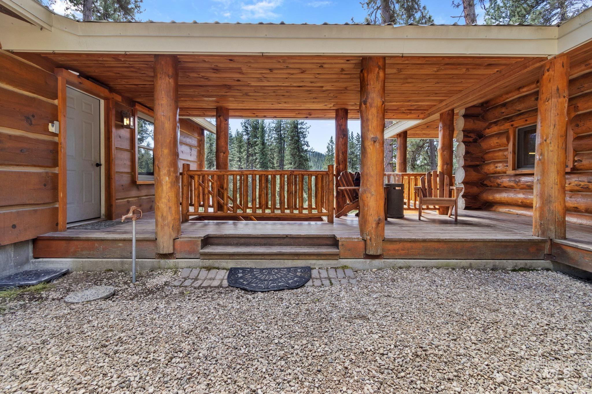 85 Pine Top Rd, Idaho City, Idaho 83631, 3 Bedrooms, 3.5 Bathrooms, Residential For Sale, Price $749,000,MLS 98986314
