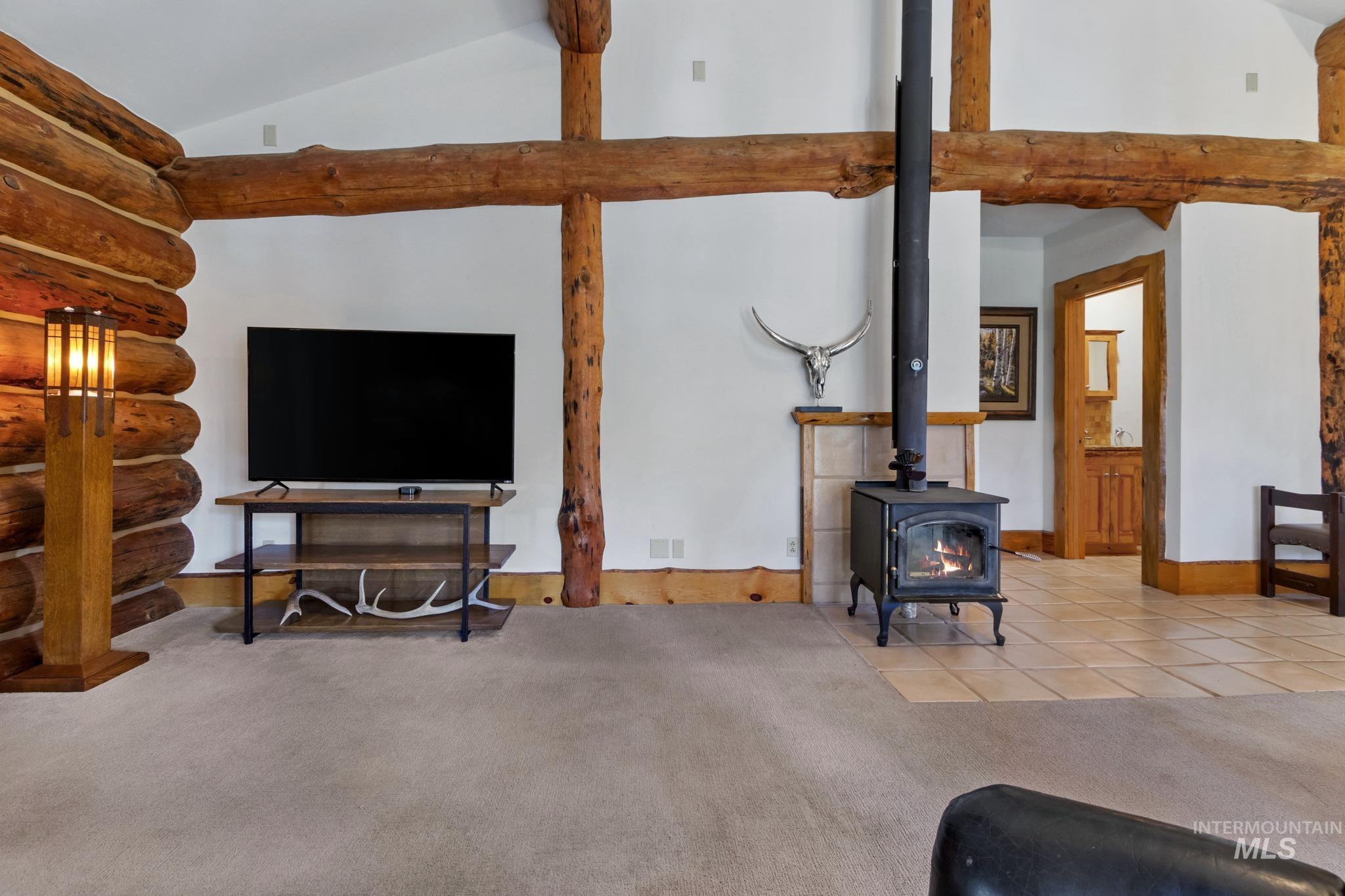 85 Pine Top Rd, Idaho City, Idaho 83631, 3 Bedrooms, 3.5 Bathrooms, Residential For Sale, Price $749,000,MLS 98986314