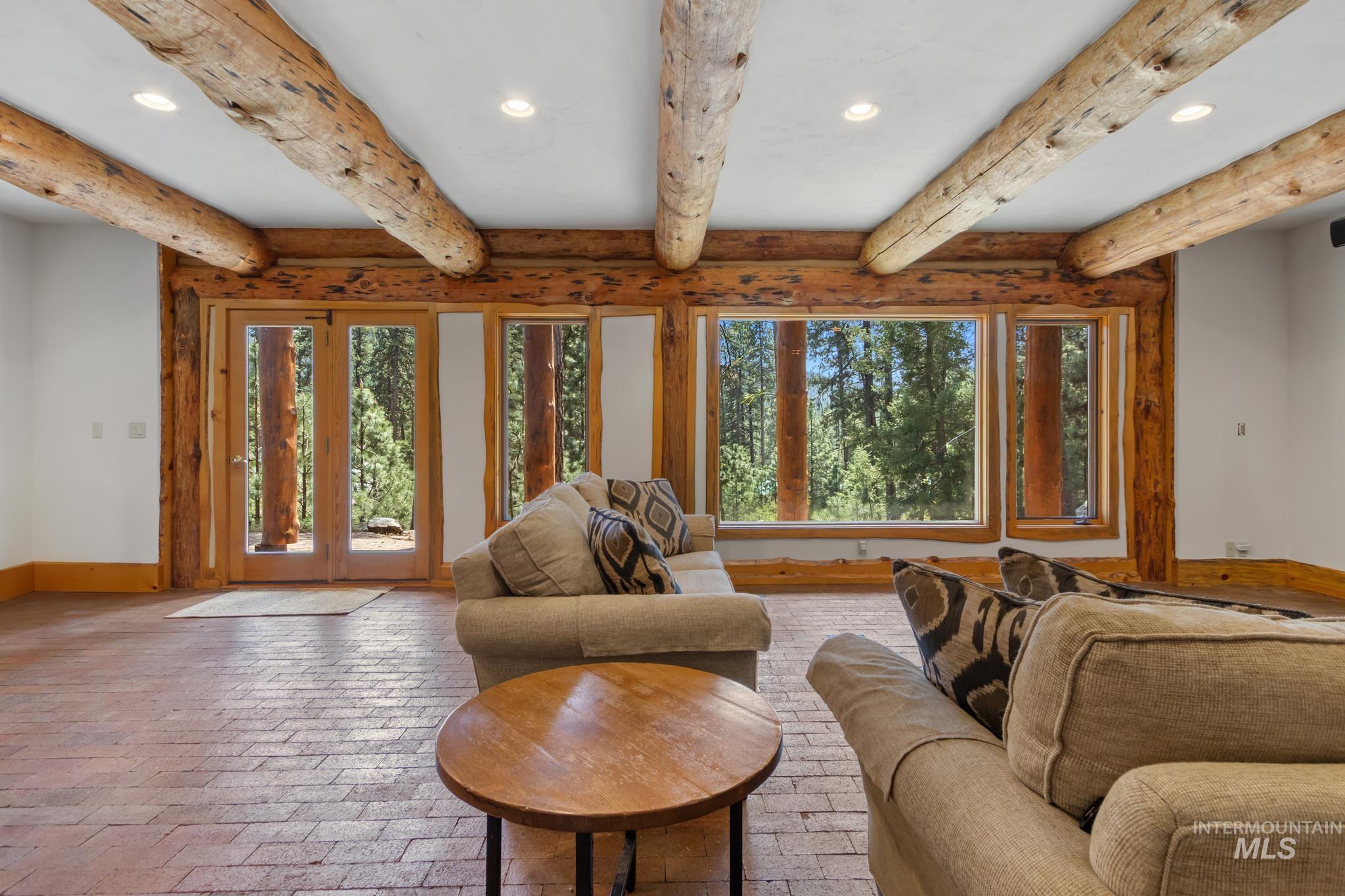 85 Pine Top Rd, Idaho City, Idaho 83631, 3 Bedrooms, 3.5 Bathrooms, Residential For Sale, Price $749,000,MLS 98986314