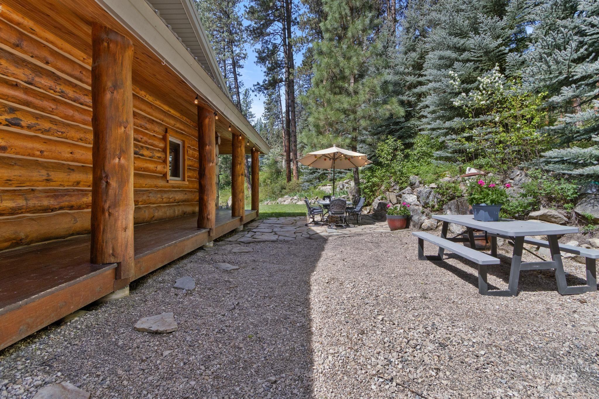 85 Pine Top Rd, Idaho City, Idaho 83631, 3 Bedrooms, 3.5 Bathrooms, Residential For Sale, Price $749,000,MLS 98986314