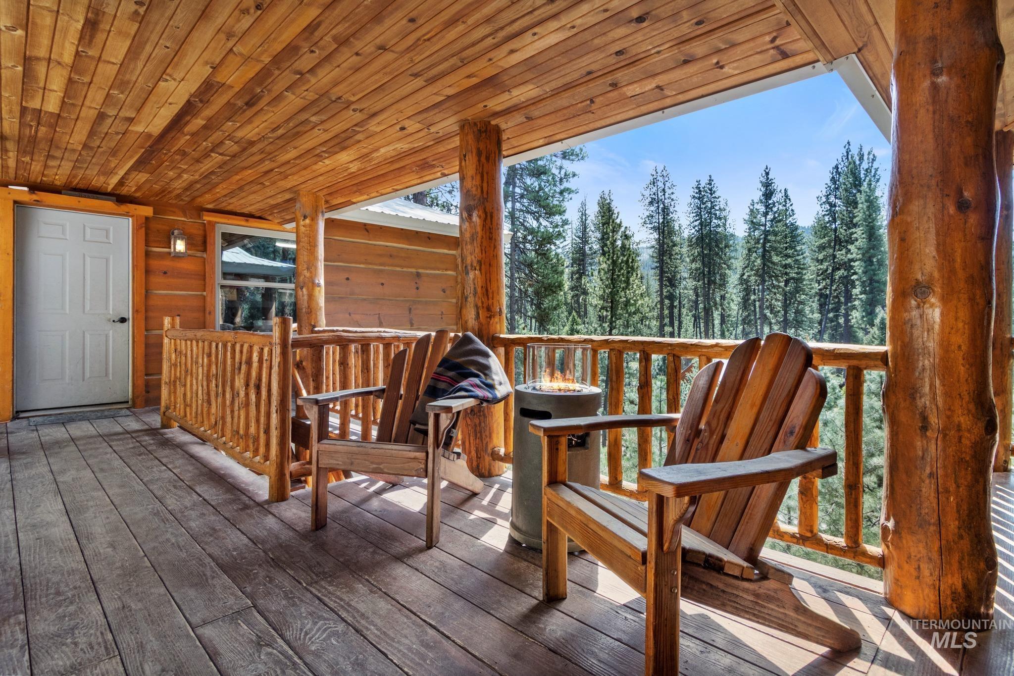 85 Pinetop Rd, Idaho City, Idaho 83631, 3 Bedrooms, 3.5 Bathrooms, Residential For Sale, Price $749,000, 98986314