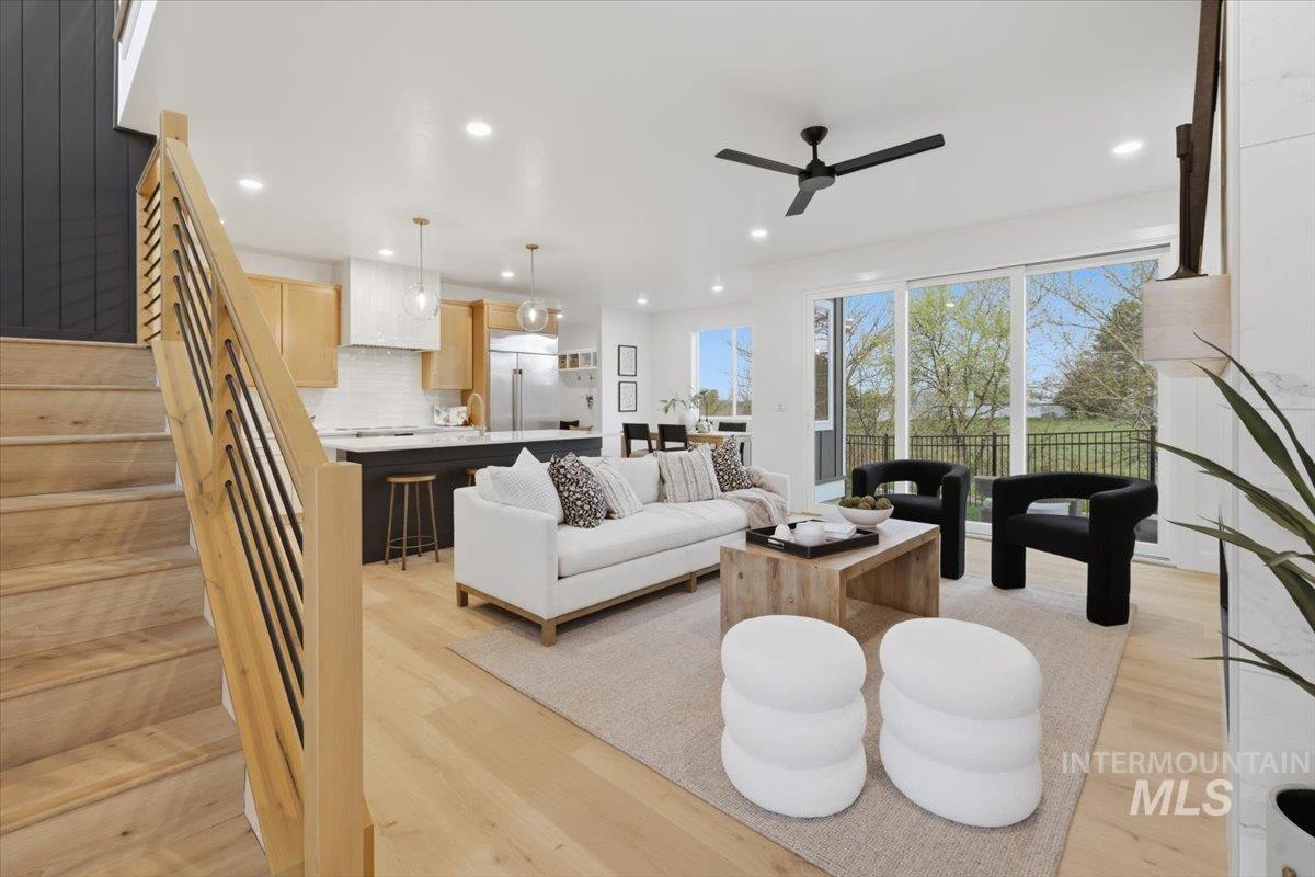 900 W Circinae St, Kuna, Idaho 83634, 3 Bedrooms, 2.5 Bathrooms, Residential For Sale, Price $579,000, 98986315