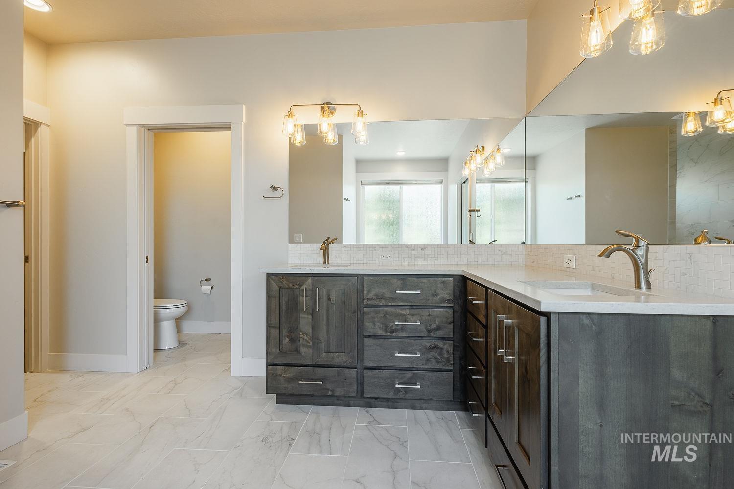 4588 W Sugar Tree Dr, Meridian, Idaho 83646, 5 Bedrooms, 3.5 Bathrooms, Residential For Sale, Price $1,089,000, 98986319
