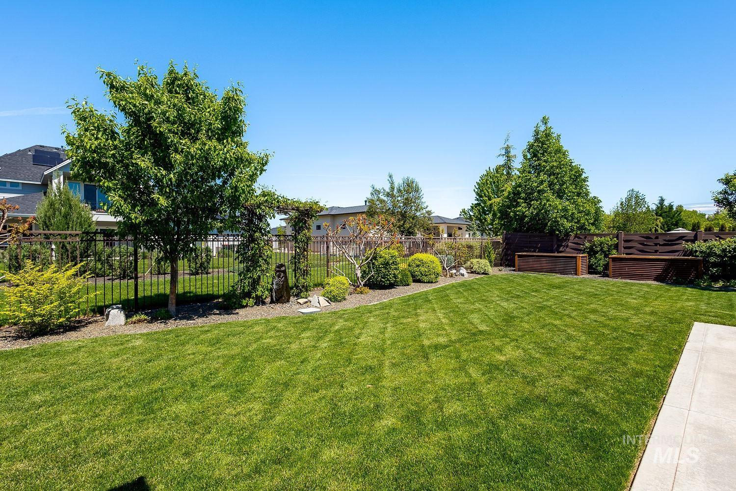 4588 W Sugar Tree Dr, Meridian, Idaho 83646, 5 Bedrooms, 3.5 Bathrooms, Residential For Sale, Price $1,089,000, 98986319