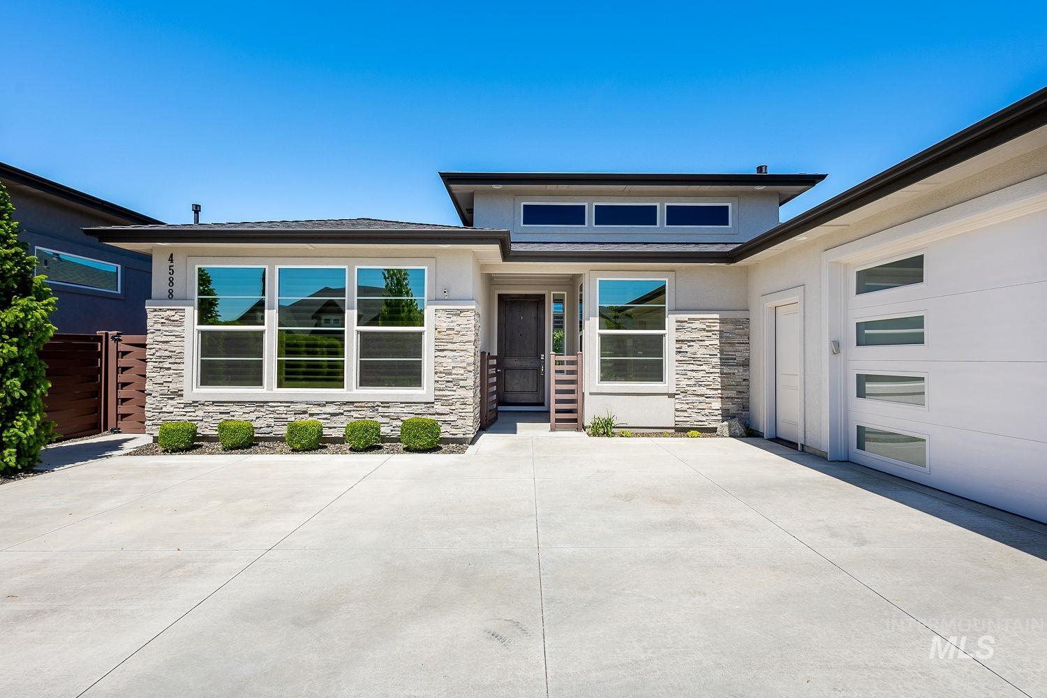 4588 W Sugar Tree Dr, Meridian, Idaho 83646, 5 Bedrooms, 3.5 Bathrooms, Residential For Sale, Price $1,089,000, 98986319