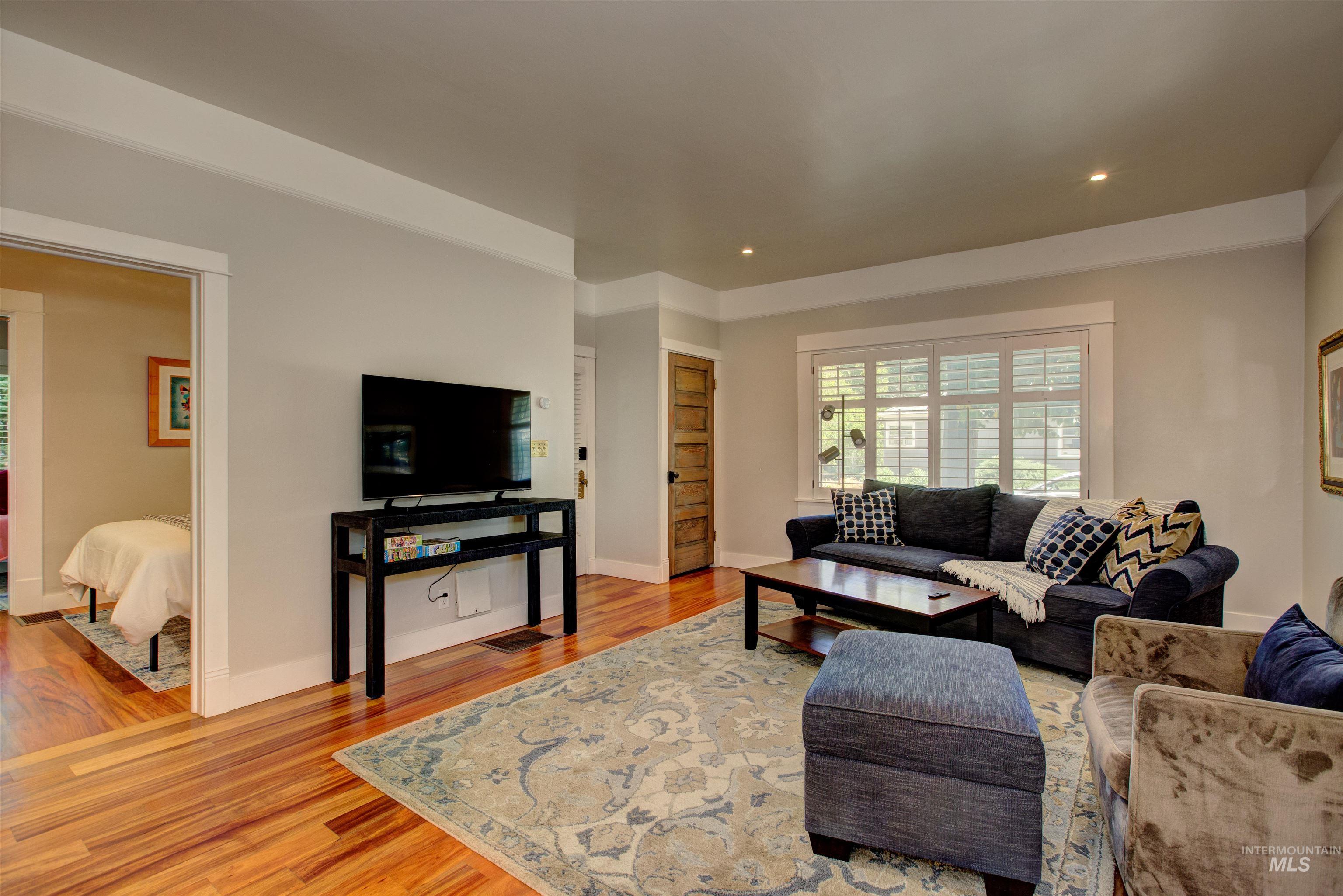 1201 N 22nd St, Boise, Idaho 83702-3305, 2 Bedrooms, 2 Bathrooms, Residential For Sale, Price $795,000,MLS 98986320
