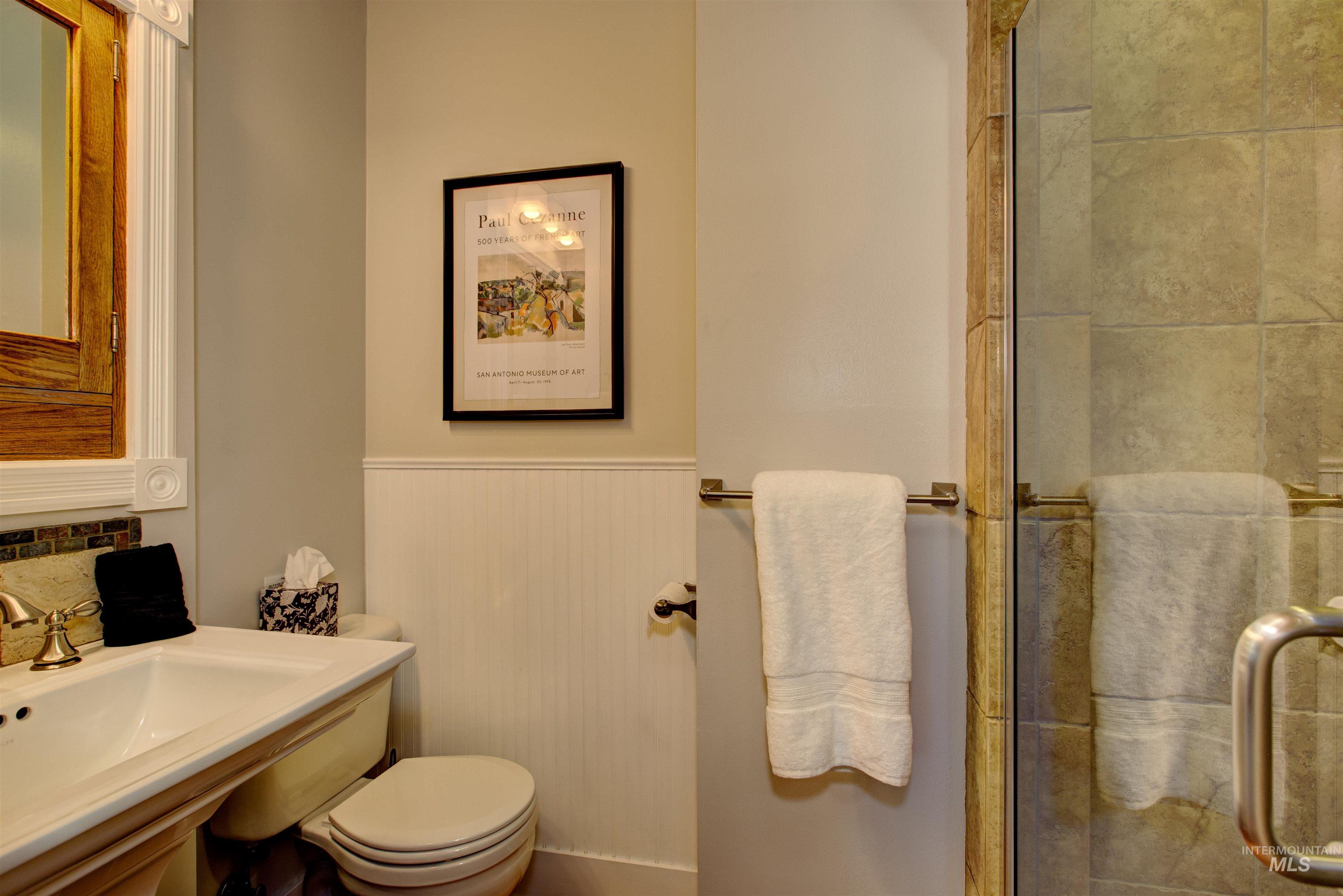 1201 N 22nd St, Boise, Idaho 83702-3305, 2 Bedrooms, 2 Bathrooms, Residential For Sale, Price $795,000,MLS 98986320