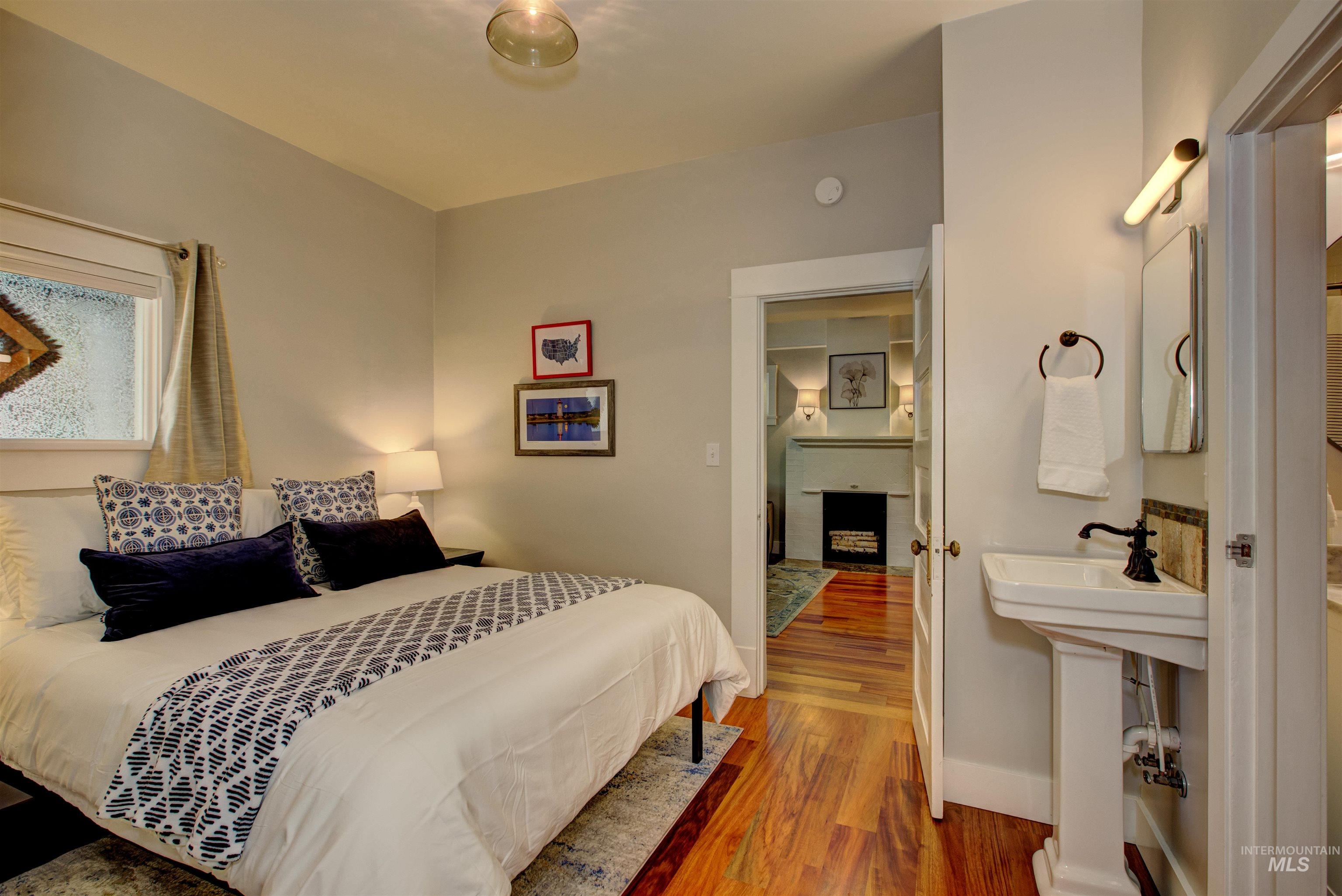 1201 N 22nd St, Boise, Idaho 83702-3305, 2 Bedrooms, 2 Bathrooms, Residential For Sale, Price $795,000,MLS 98986320