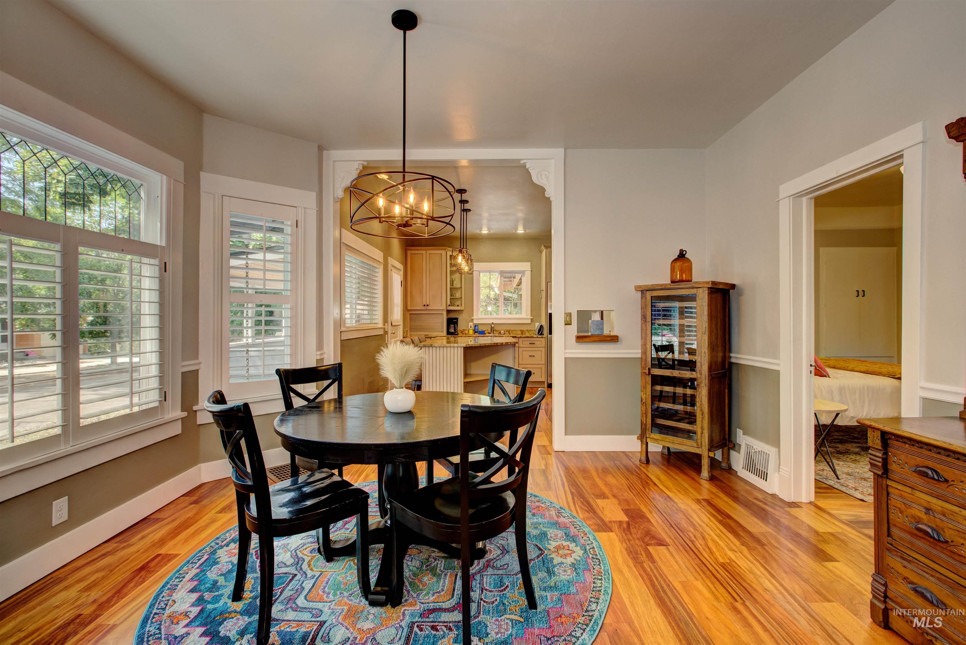 1201 N 22nd St, Boise, Idaho 83702-3305, 2 Bedrooms, 2 Bathrooms, Residential For Sale, Price $795,000,MLS 98986320