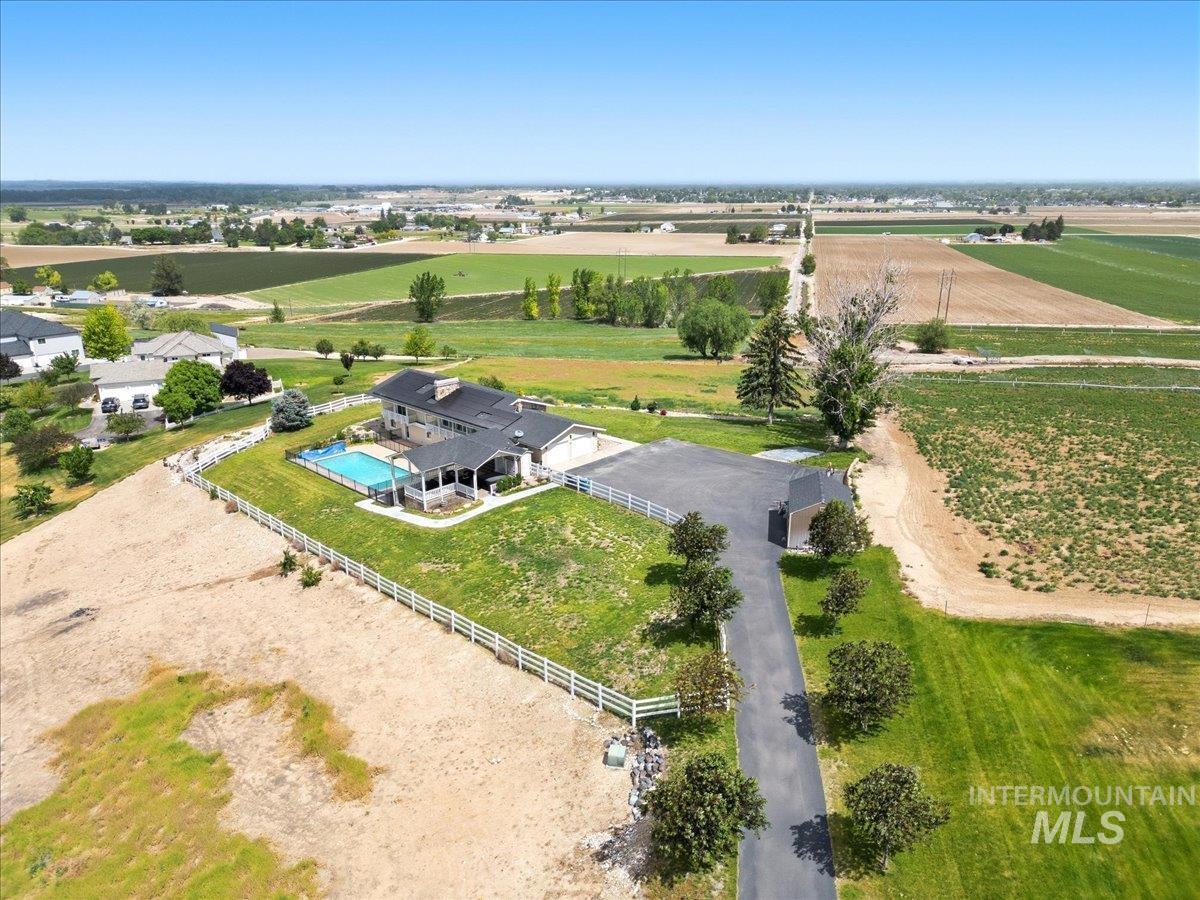 8520 Elkhorn Ln, Nampa, Idaho 83686, 5 Bedrooms, 3 Bathrooms, Residential For Sale, Price $1,199,000, 98986321
