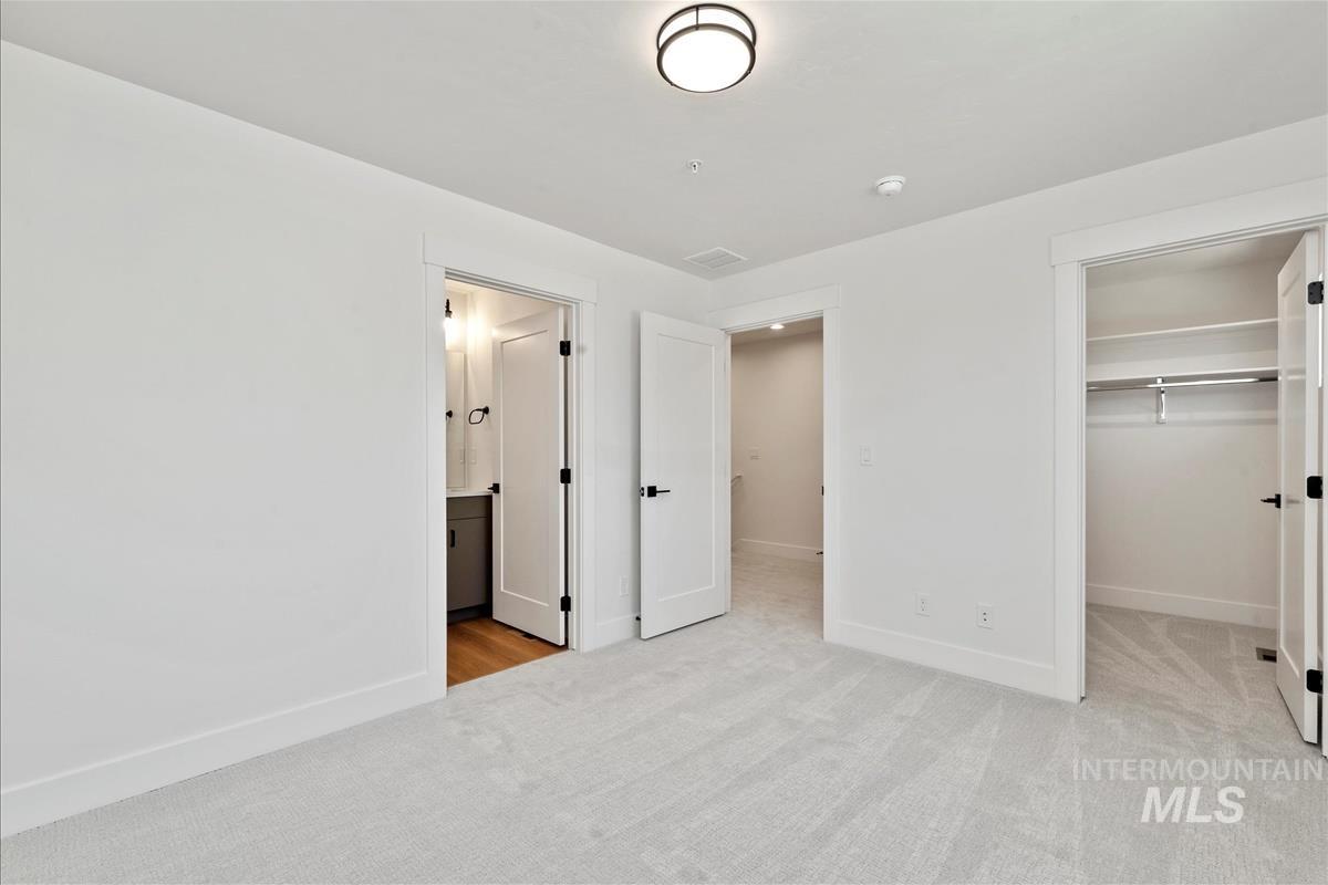 1701 S Federal Way, Boise, Idaho 83705, 3 Bedrooms, 3.5 Bathrooms, Residential For Sale, Price $576,880, 98986324