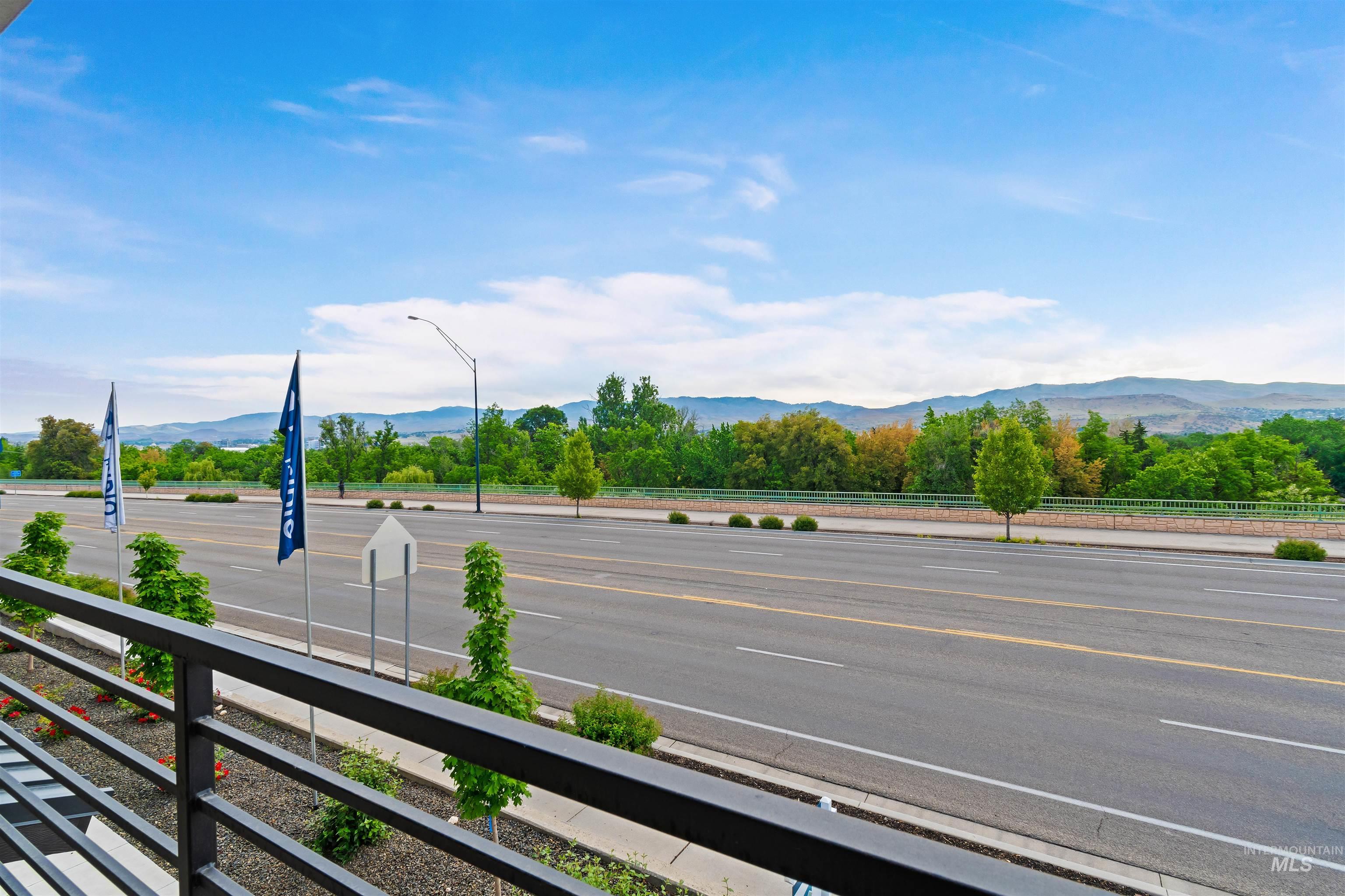 1715 S Federal Way, Boise, Idaho 83705, 3 Bedrooms, 2.5 Bathrooms, Residential For Sale, Price $561,880, 98986331