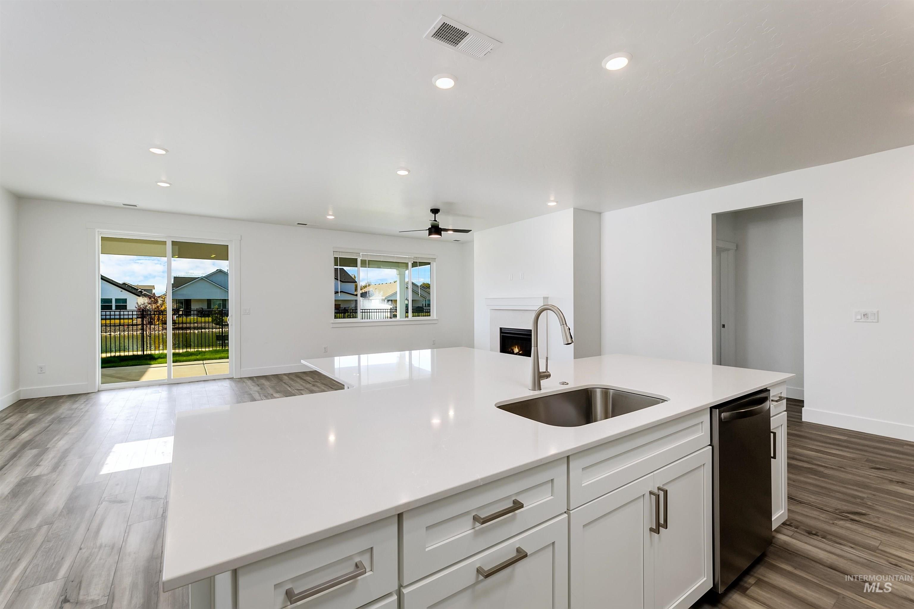5107 N Bartok Ave, Meridian, Idaho 83646, 3 Bedrooms, 2 Bathrooms, Residential For Sale, Price $519,900,MLS 98986332