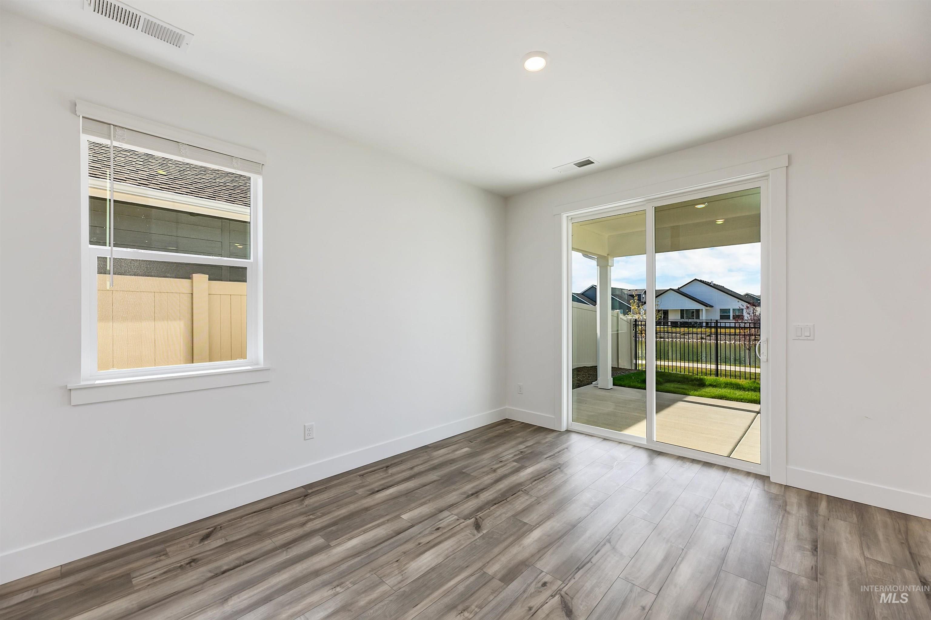 5107 N Bartok Ave, Meridian, Idaho 83646, 3 Bedrooms, 2 Bathrooms, Residential For Sale, Price $519,900,MLS 98986332